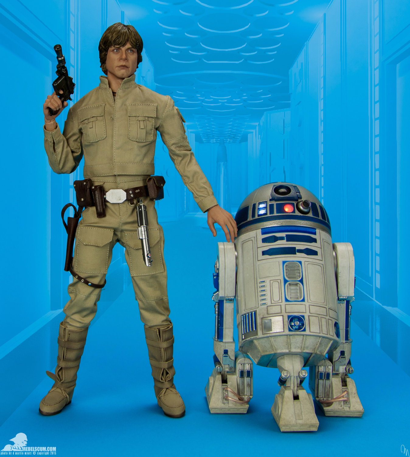 Sideshow-R2-D2-Preview-007.jpg