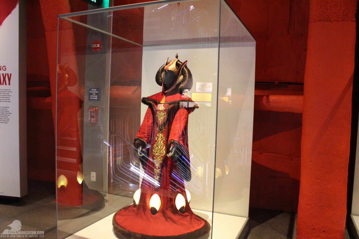 star-wars-the-power-of-costume-seattle-emp-museum-013015-003.JPG