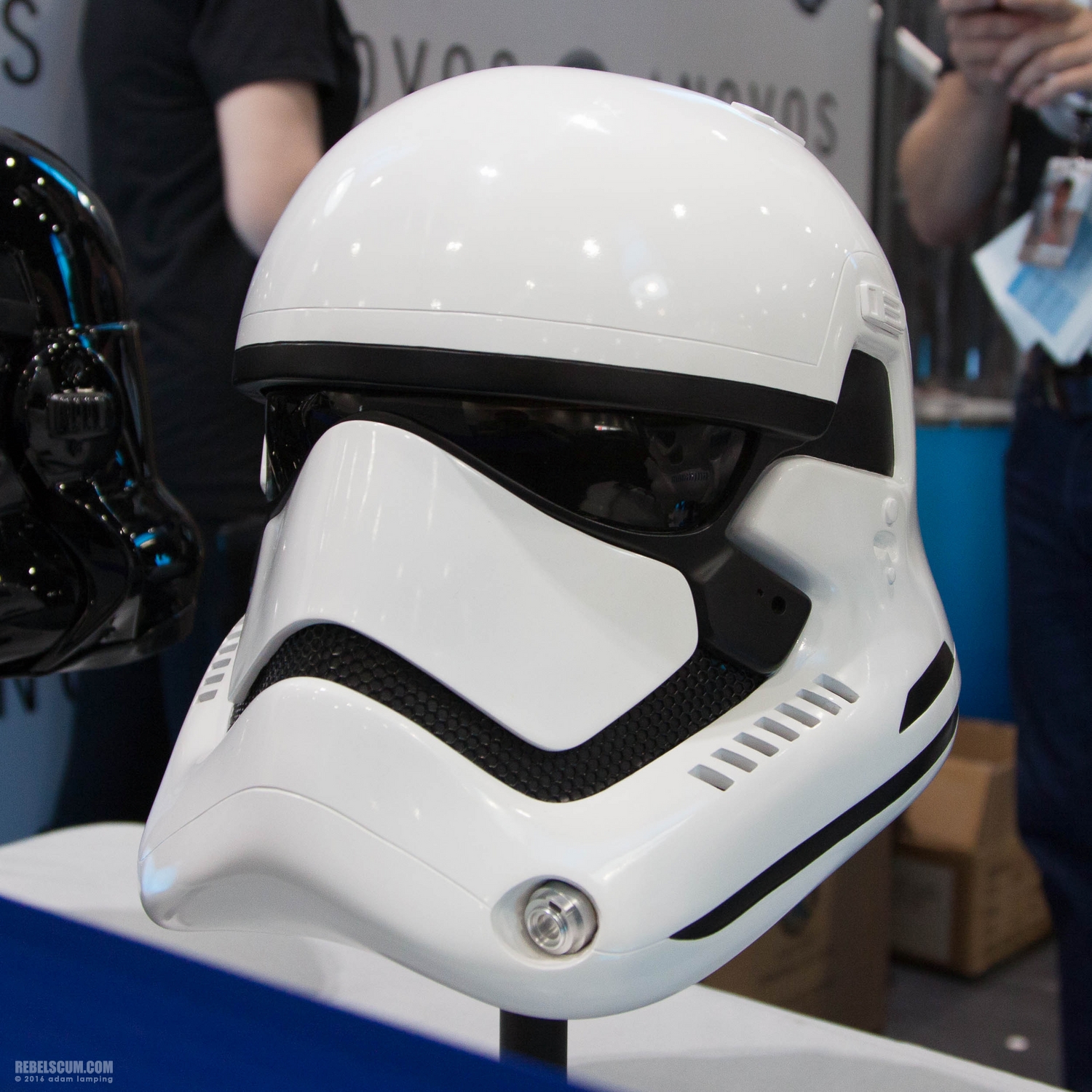 star-wars-celebration-2016-anovos-booth-013.jpg