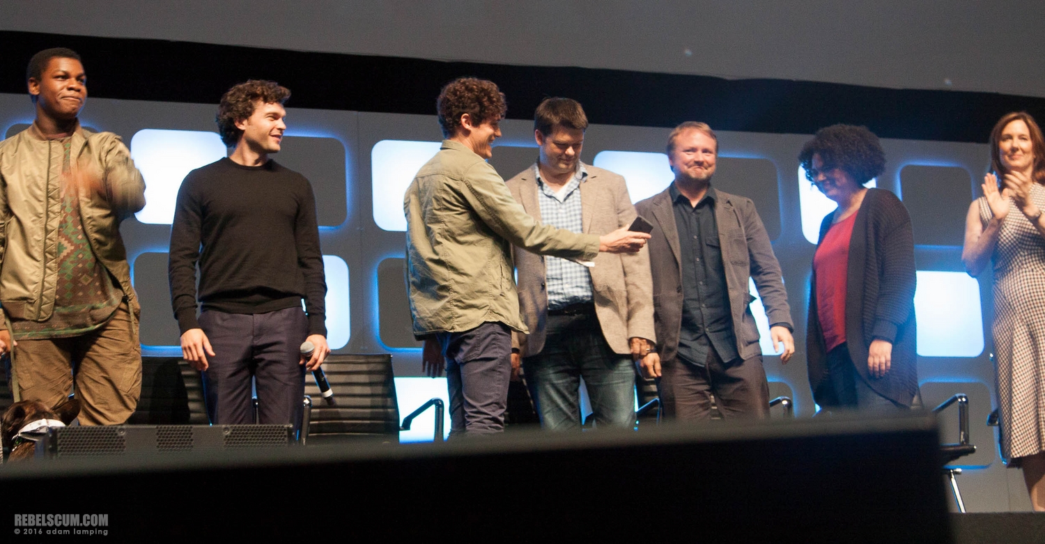 star-wars-celebration-2016-future-filmmakers-and-closing-ceremony-044.jpg
