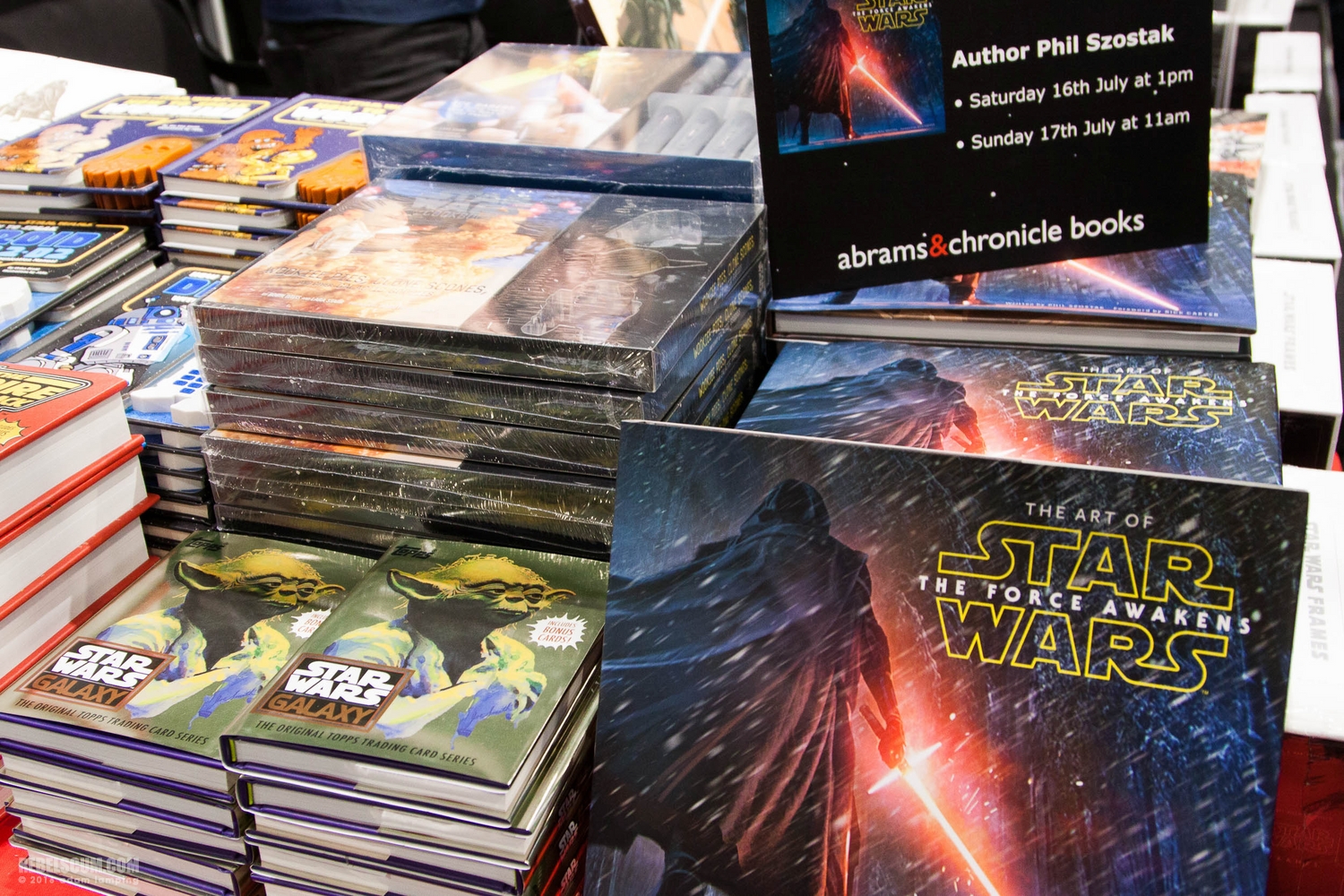 star-wars-celebration-2016-abrams-and-chronicle-books-booth-006.jpg