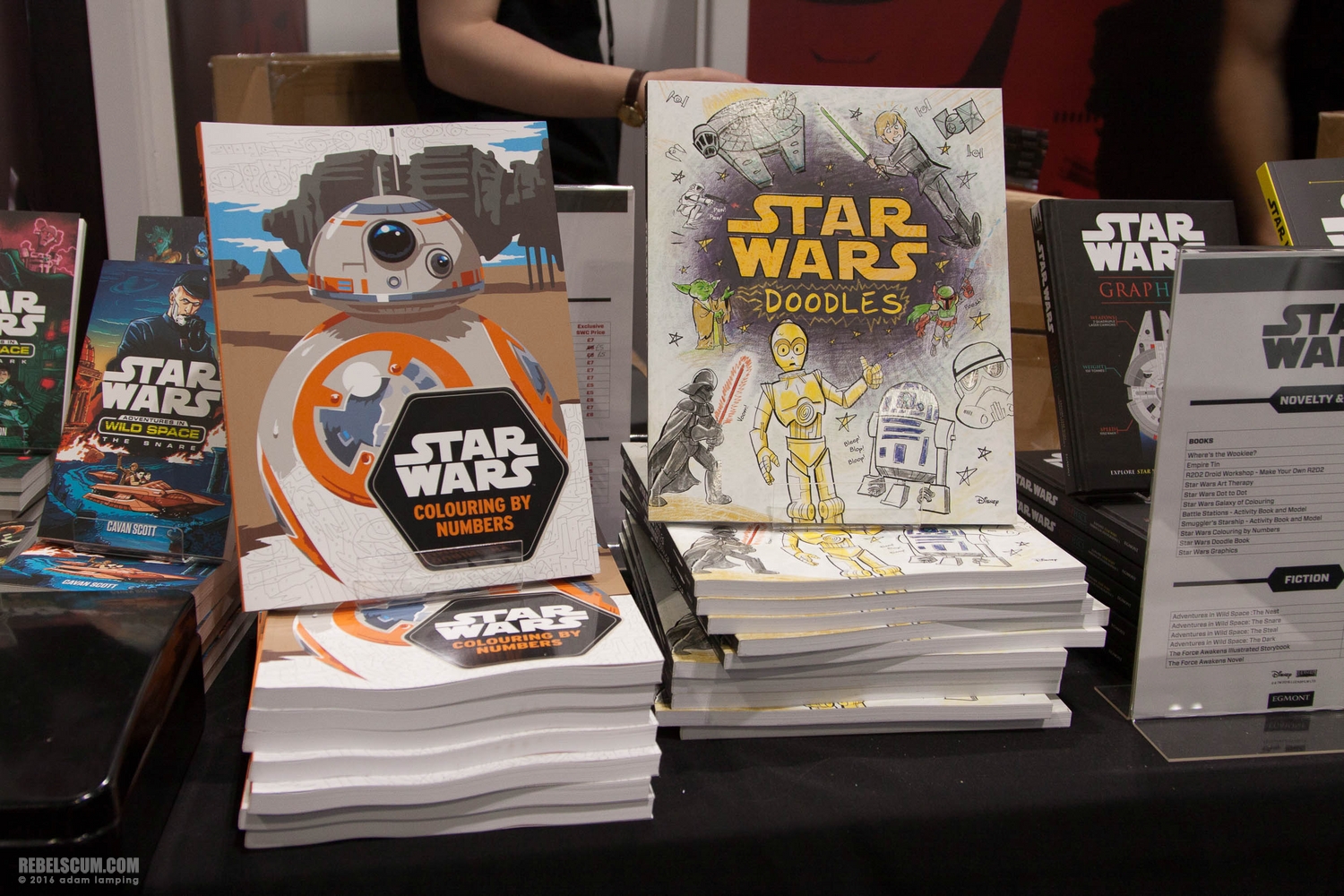 star-wars-celebration-2016-egmont-books-booth-003.jpg