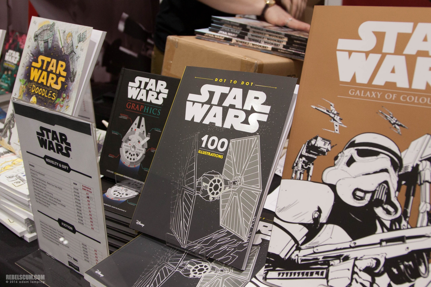 star-wars-celebration-2016-egmont-books-booth-005.jpg