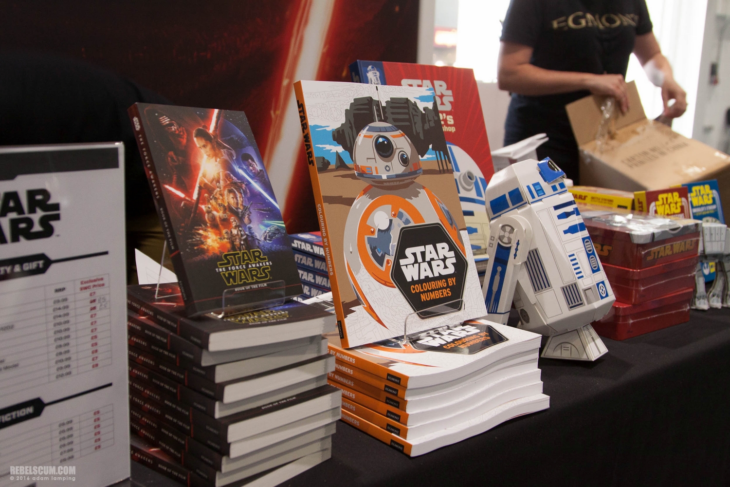 star-wars-celebration-2016-egmont-books-booth-009.jpg