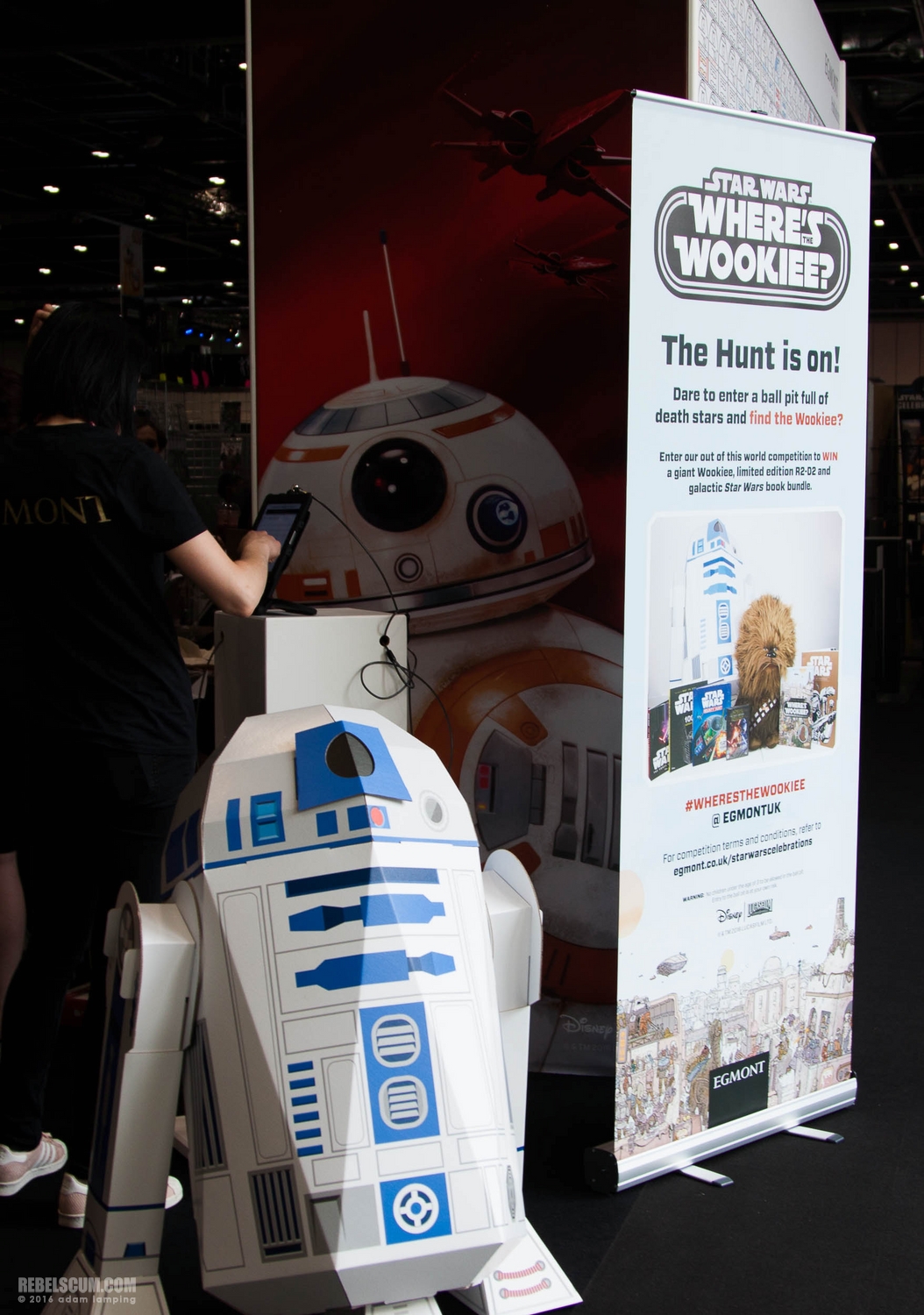 star-wars-celebration-2016-egmont-books-booth-019.jpg