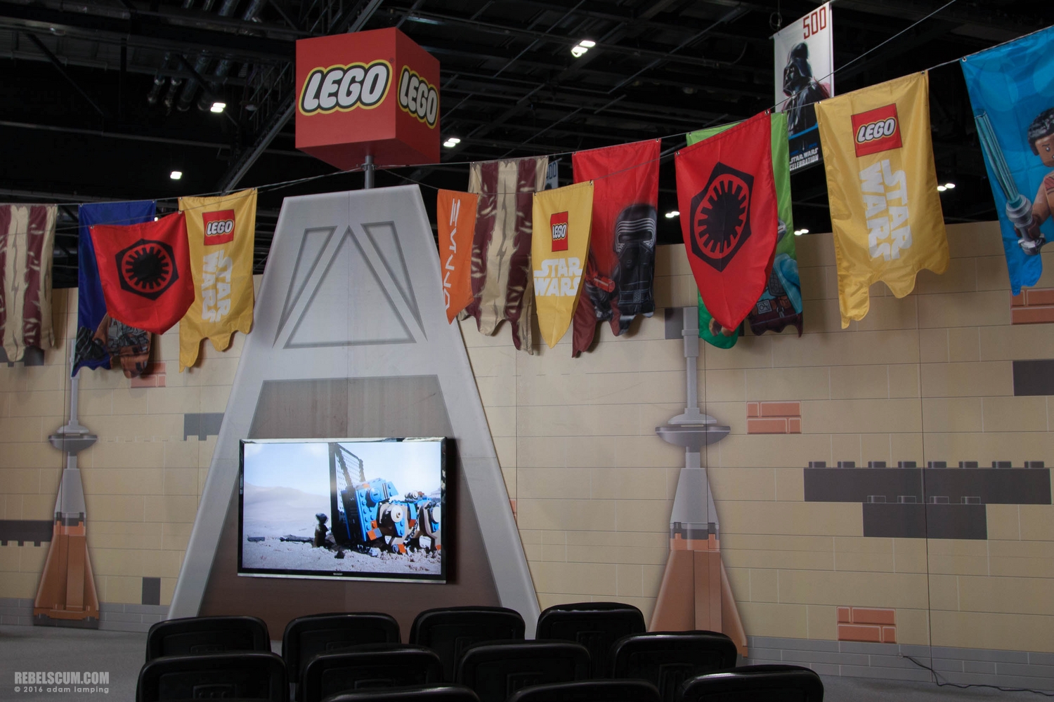 star-wars-celebration-lego-booth-001.jpg