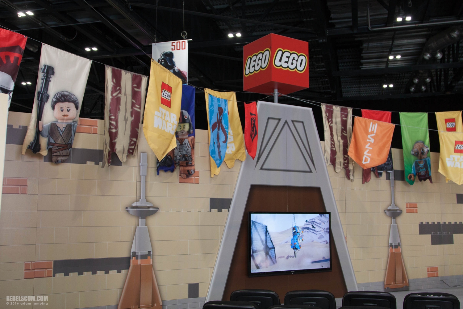 star-wars-celebration-lego-booth-002.jpg