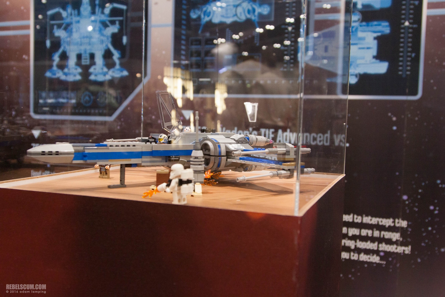 star-wars-celebration-lego-booth-024.jpg