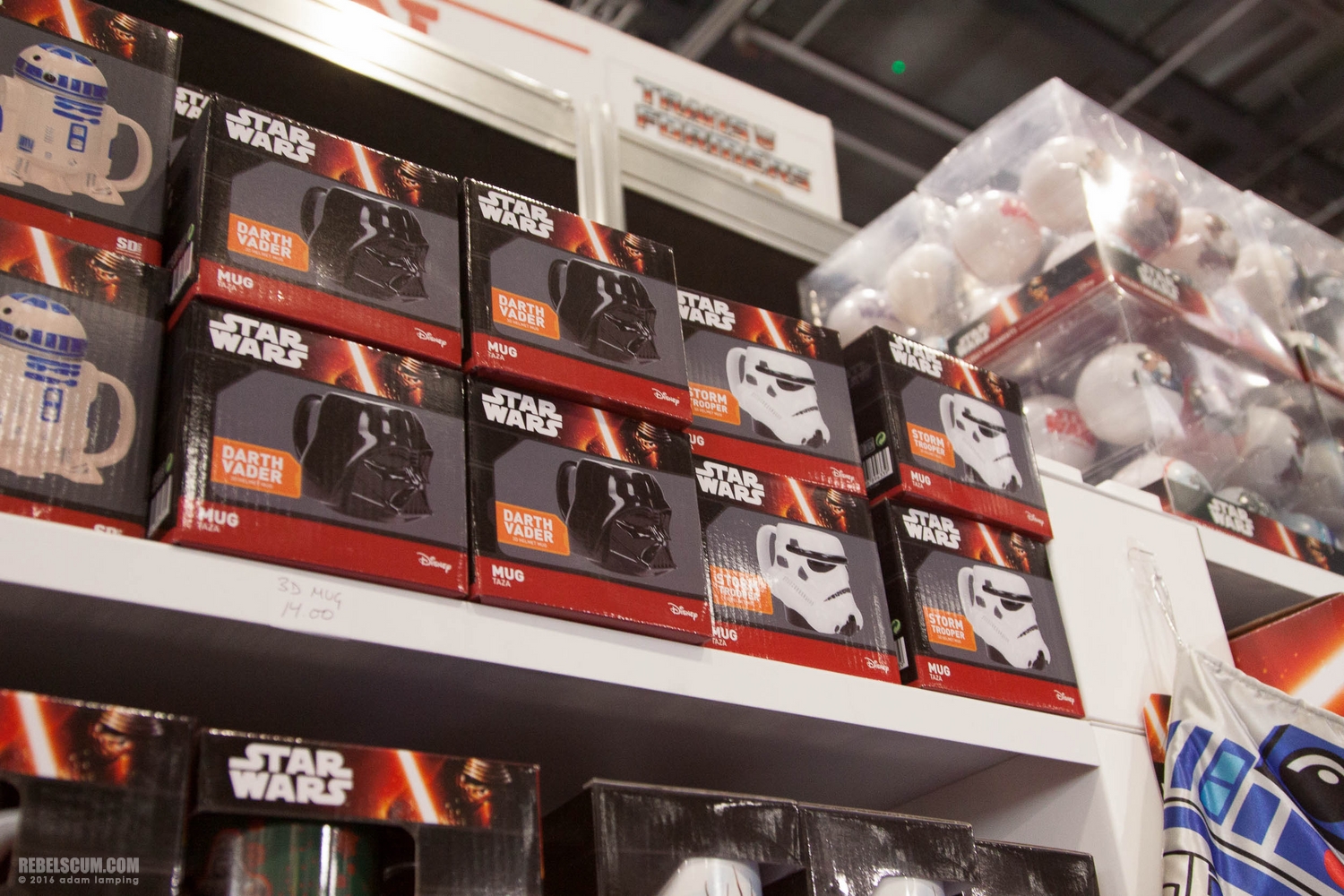 star-wars-celebration-2016-sd-toys-booth-004.jpg