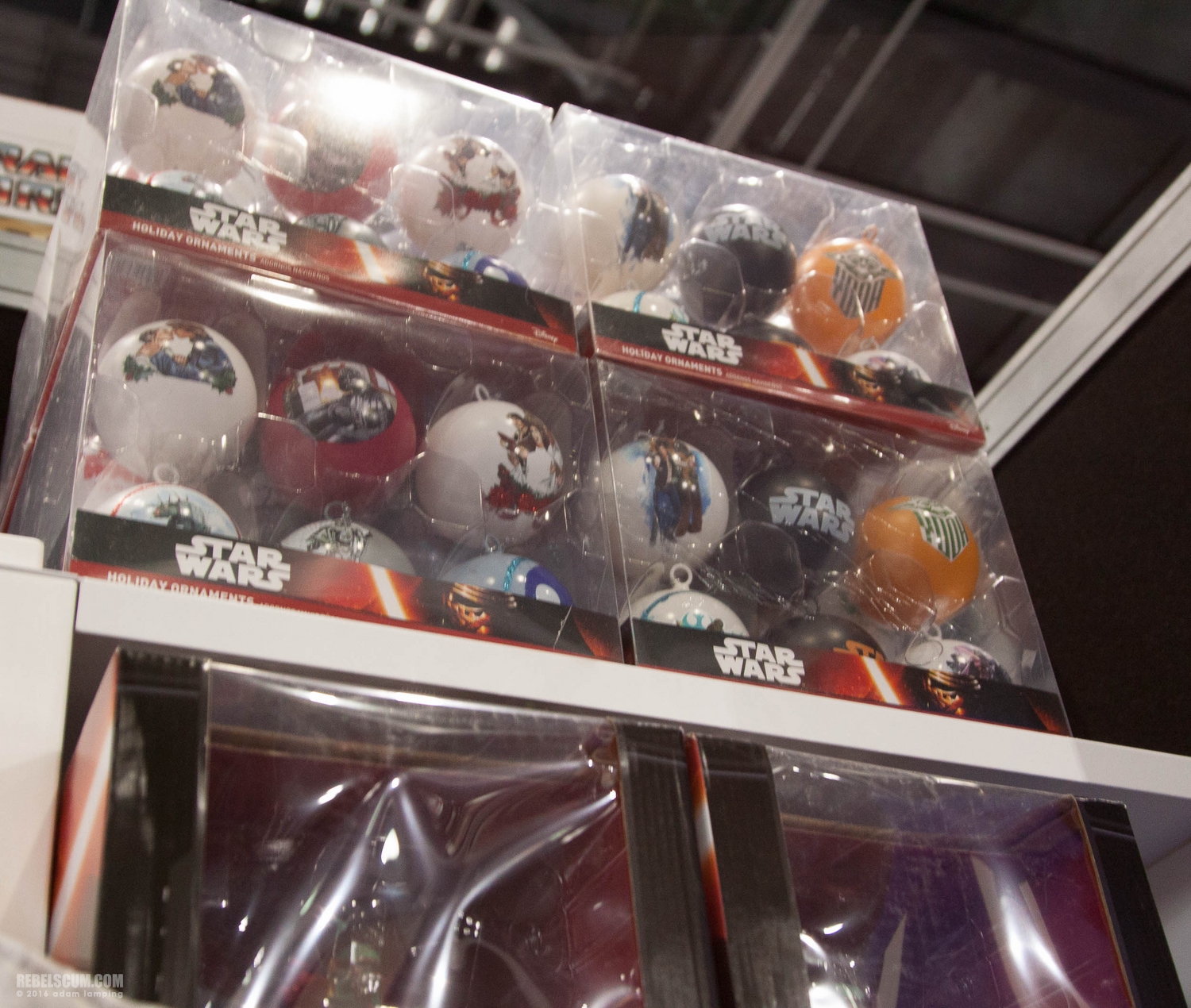 star-wars-celebration-2016-sd-toys-booth-005.jpg