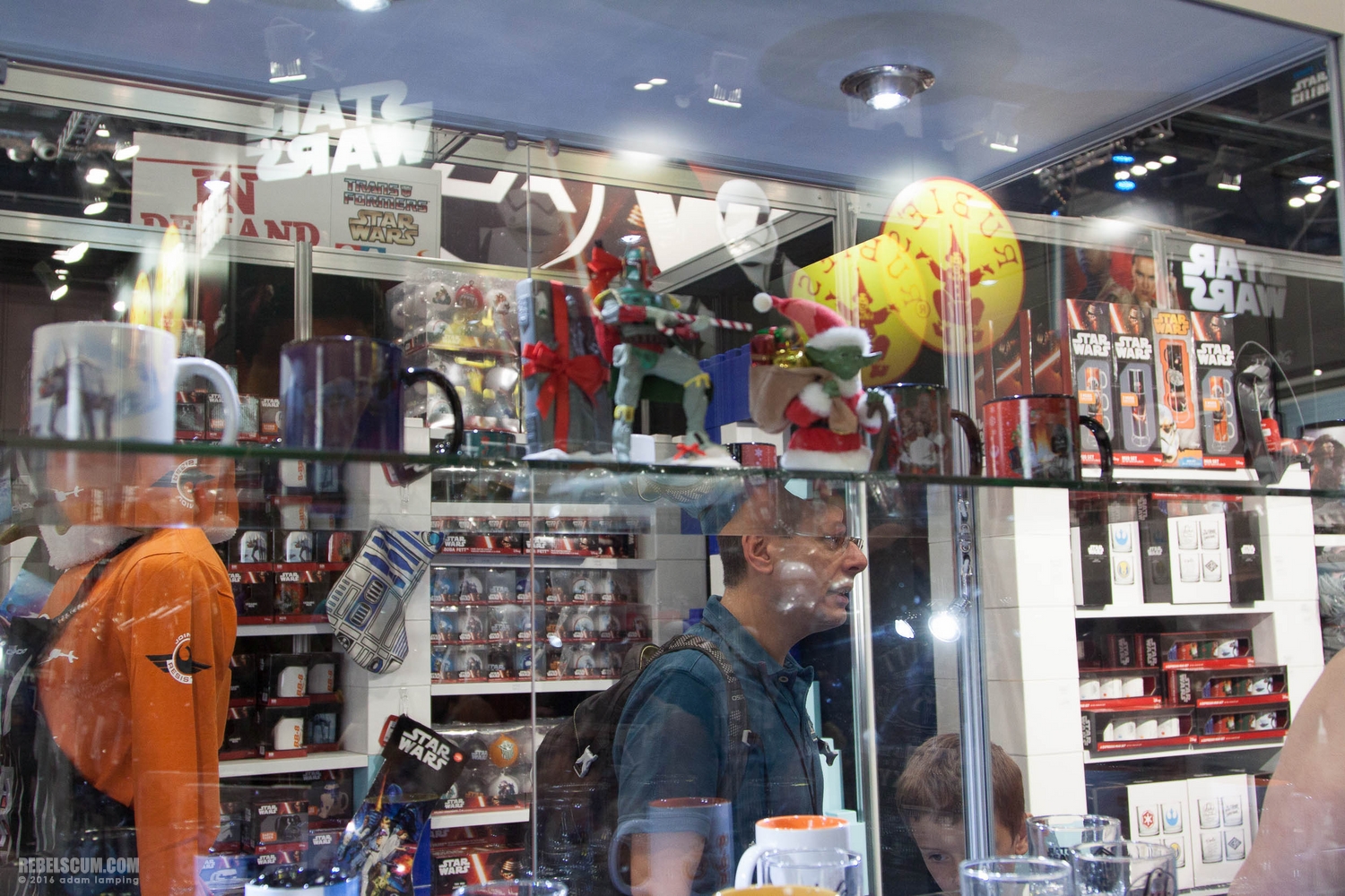 star-wars-celebration-2016-sd-toys-booth-023.jpg