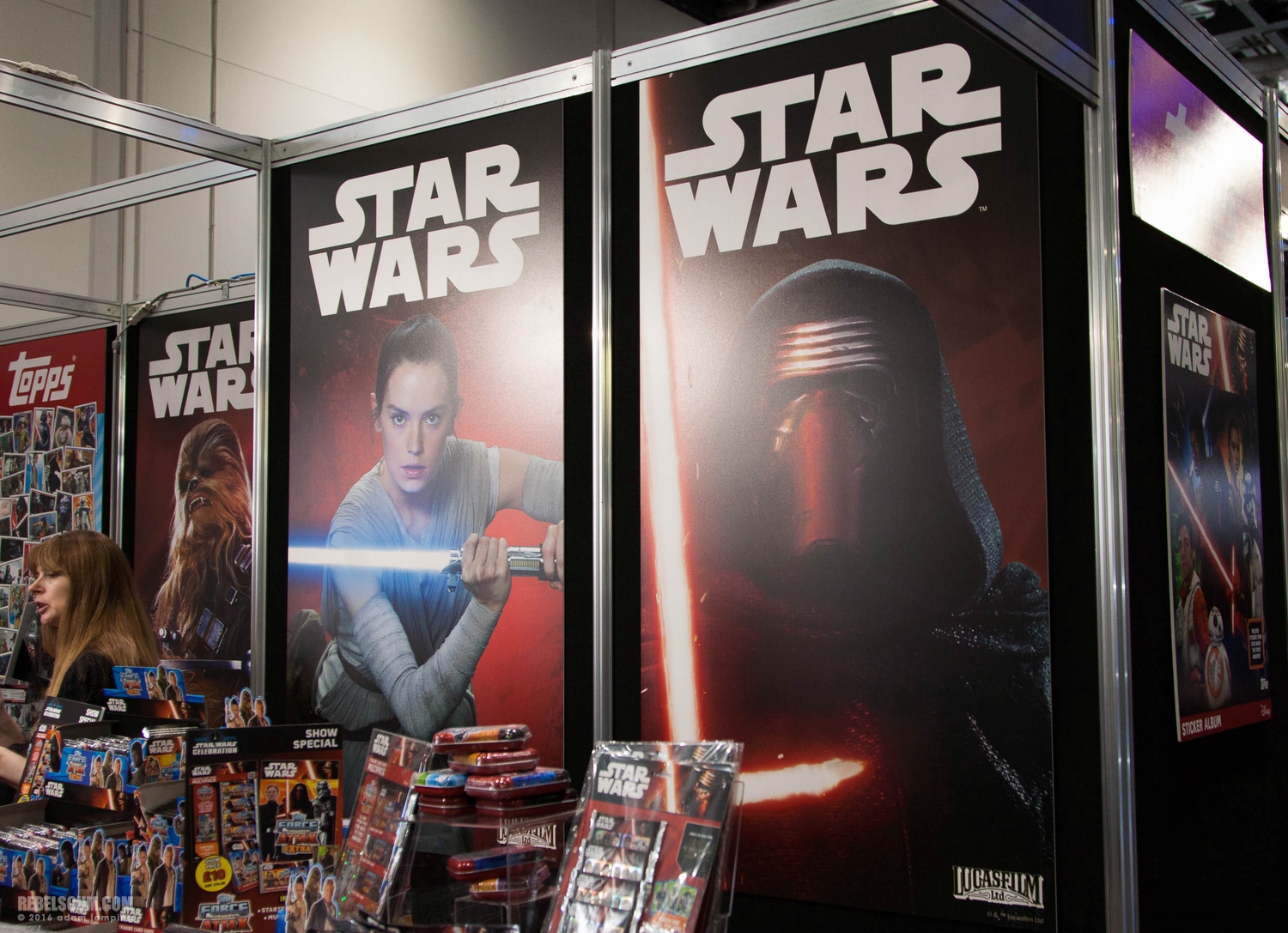 star-wars-celebration-2016-topps-booth-019.jpg