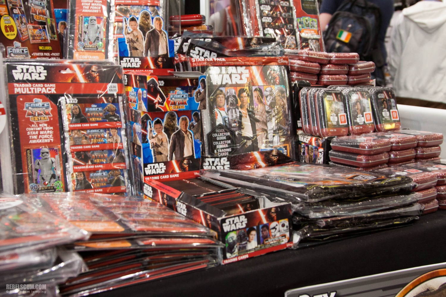 star-wars-celebration-2016-topps-booth-021.jpg