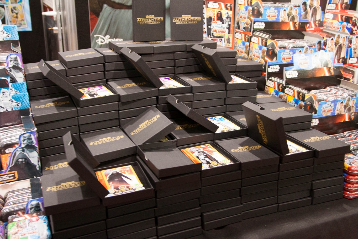 star-wars-celebration-2016-topps-booth-029.jpg