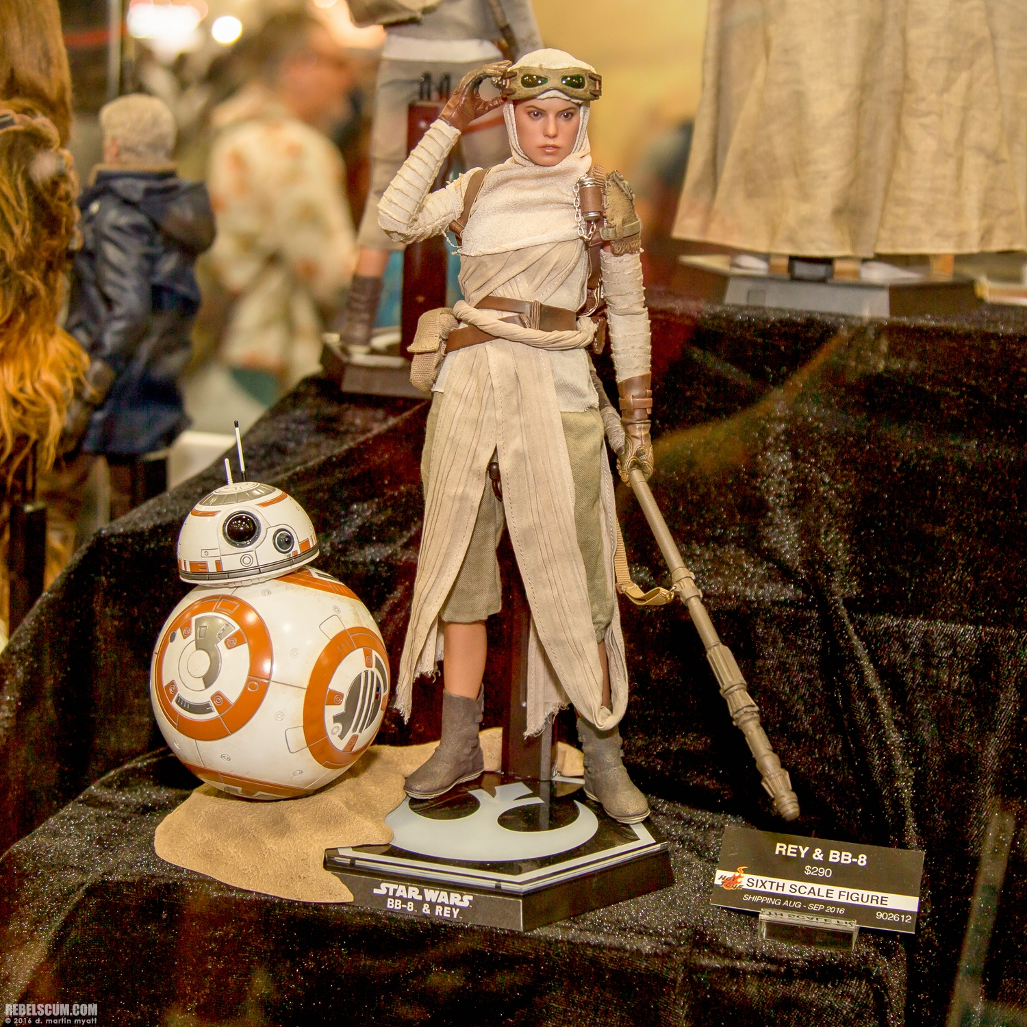 2016-SDCC-Hot-Toys-2-015.jpg