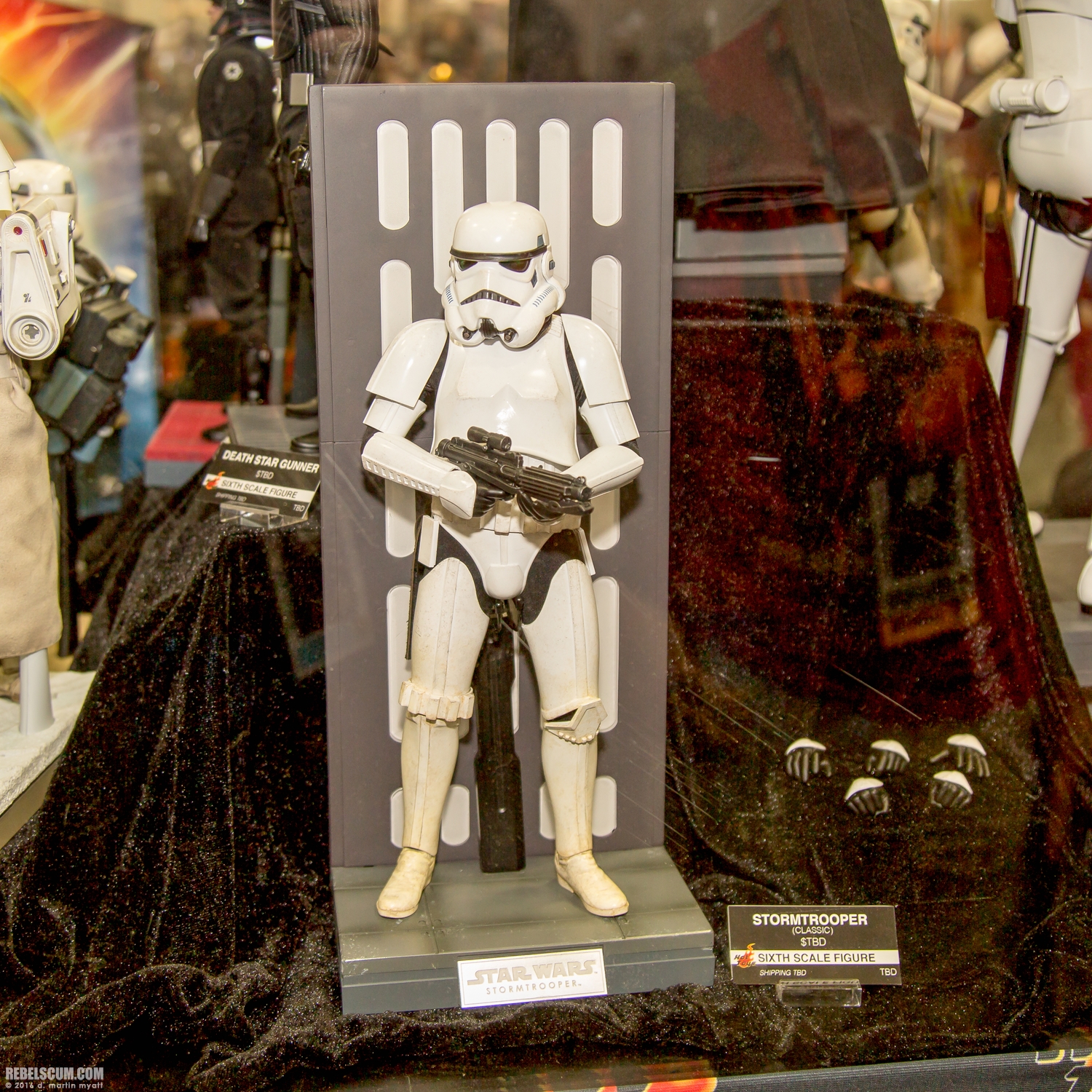 2016-SDCC-Hot-Toys-2-020.jpg