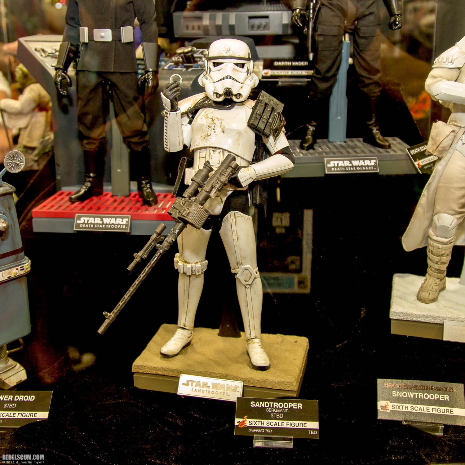 2016-SDCC-Hot-Toys-2-024.jpg