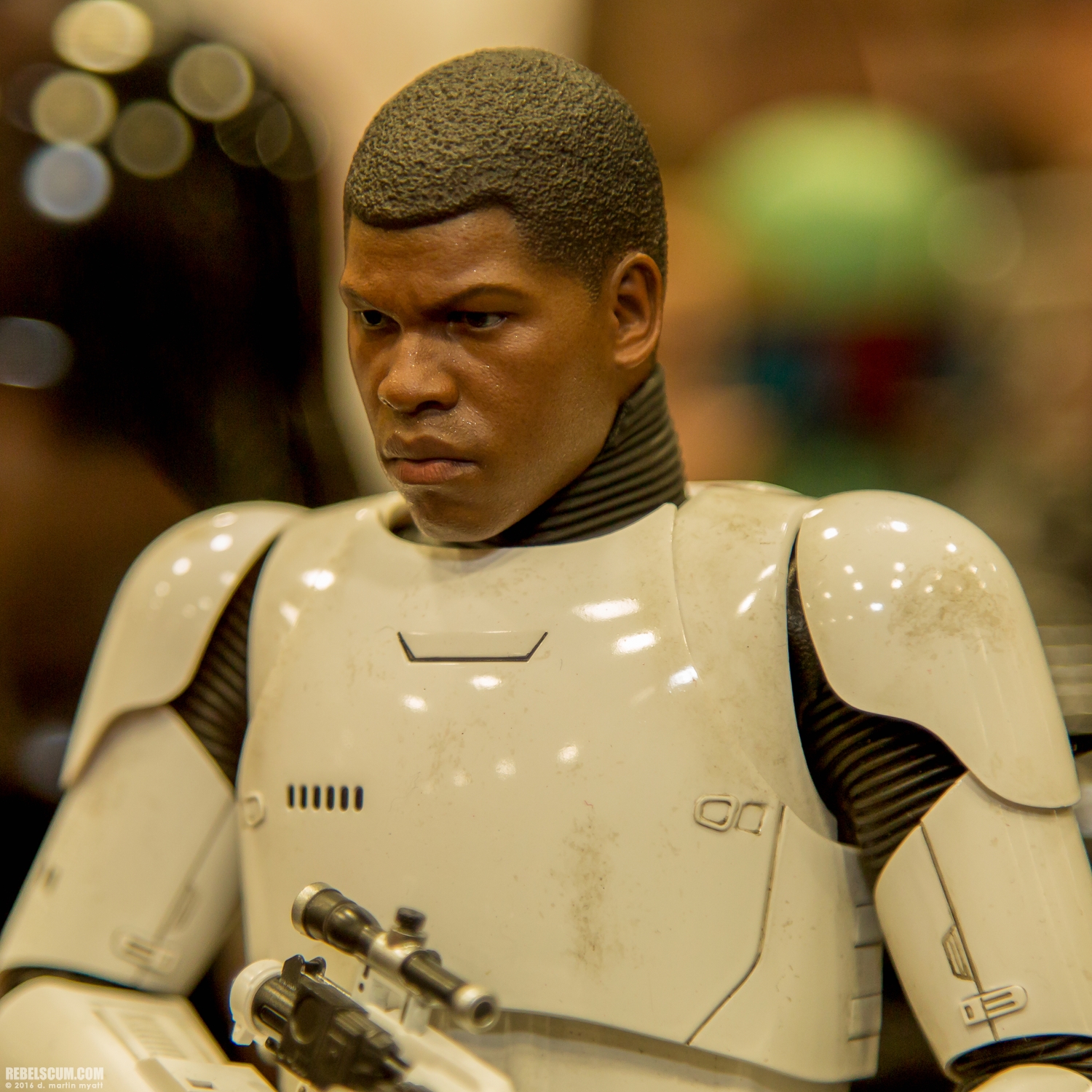 2016-SDCC-Hot-Toys-2-044.jpg