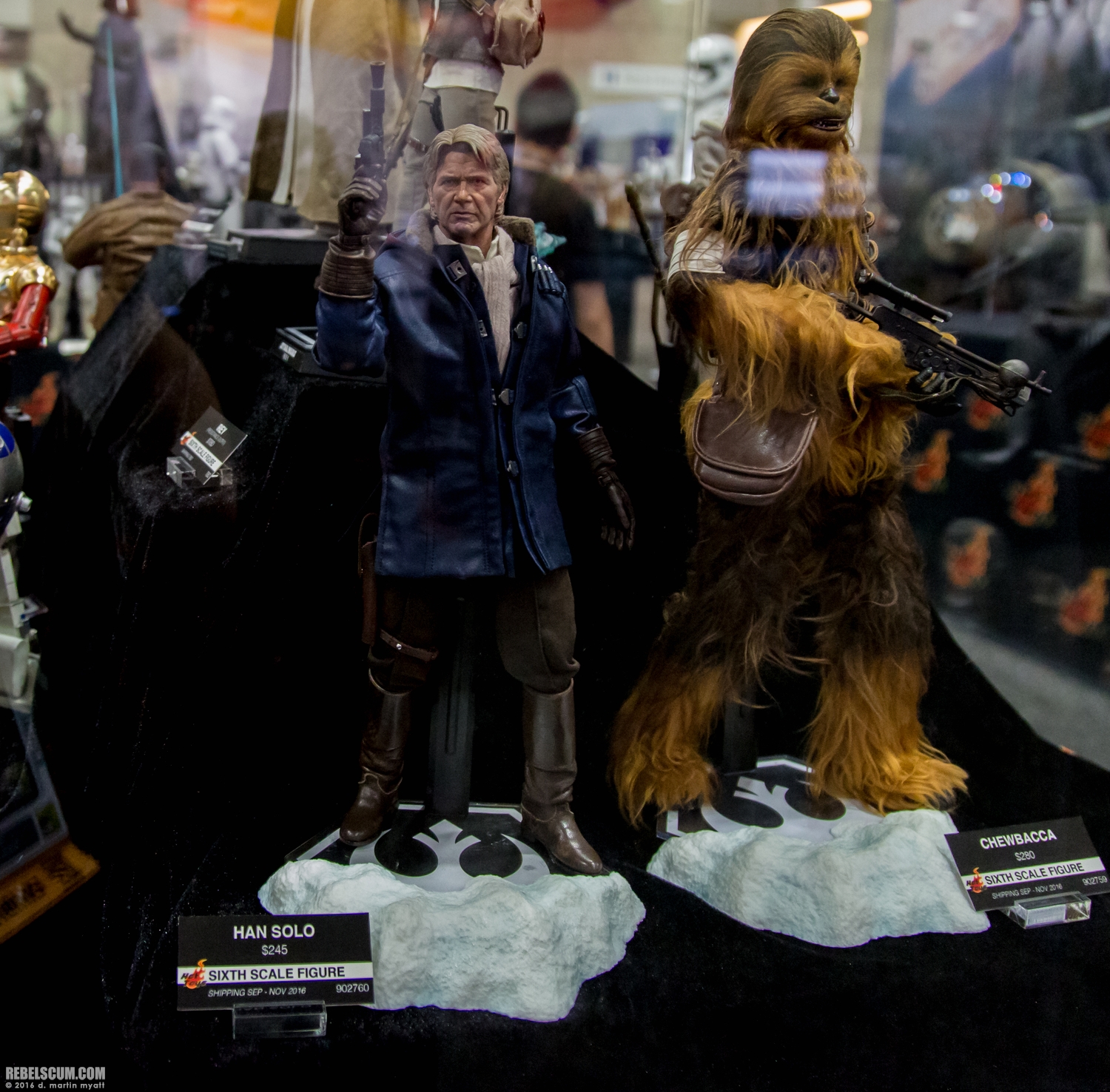 2016-SDCC-Hot-Toys-Booth-Wednesday-010.jpg