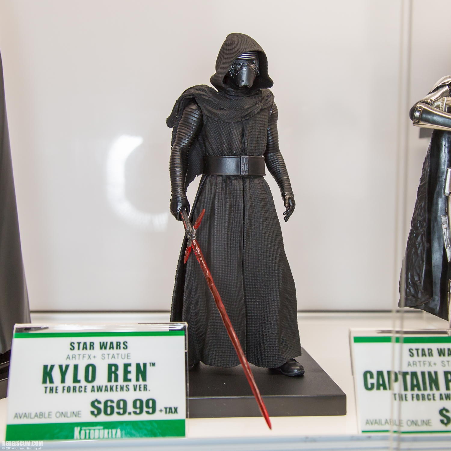 2016-SDCC-Kotobukiya-Booth-Wednesday-005.jpg