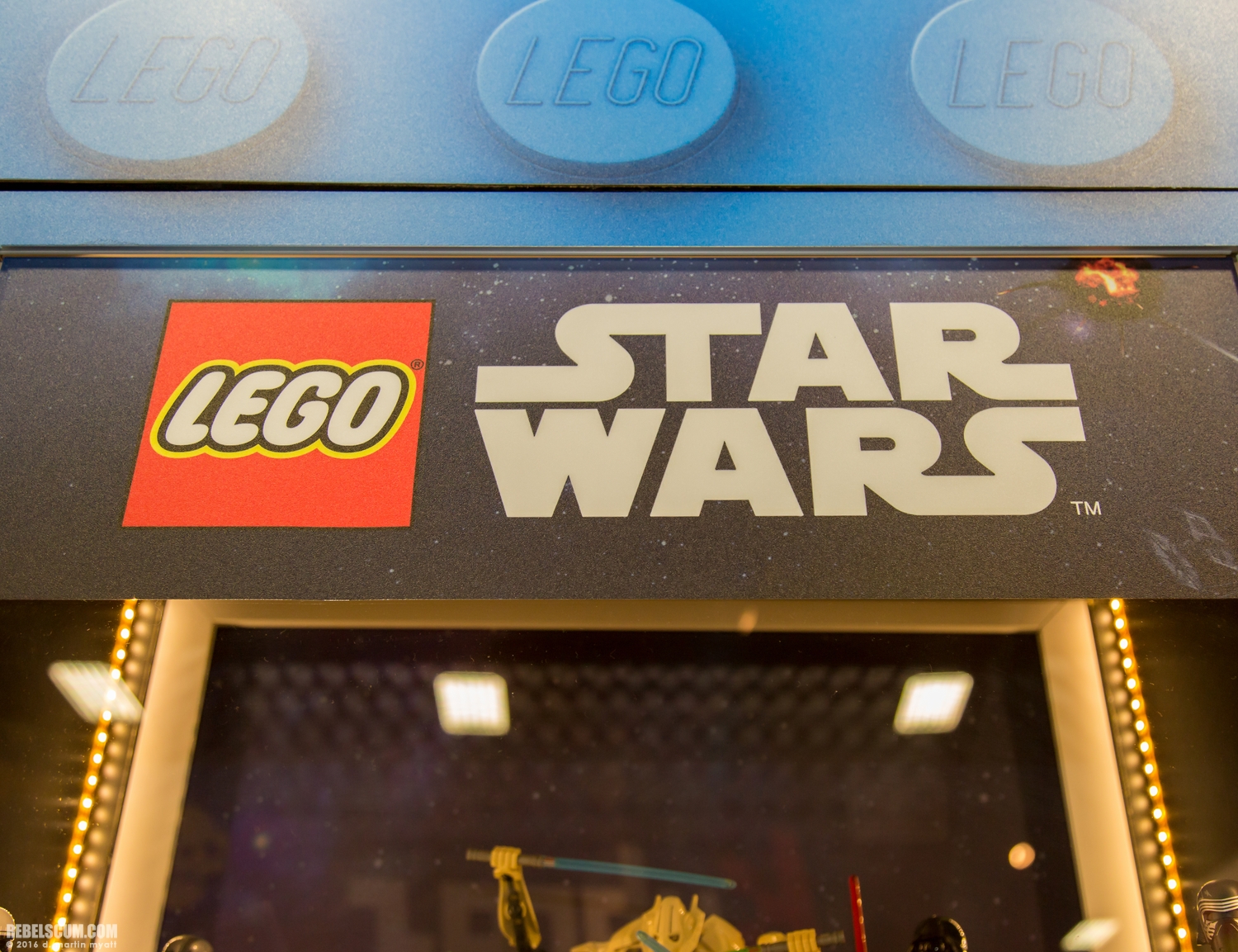 2016-SDCC-LEGO-006.jpg