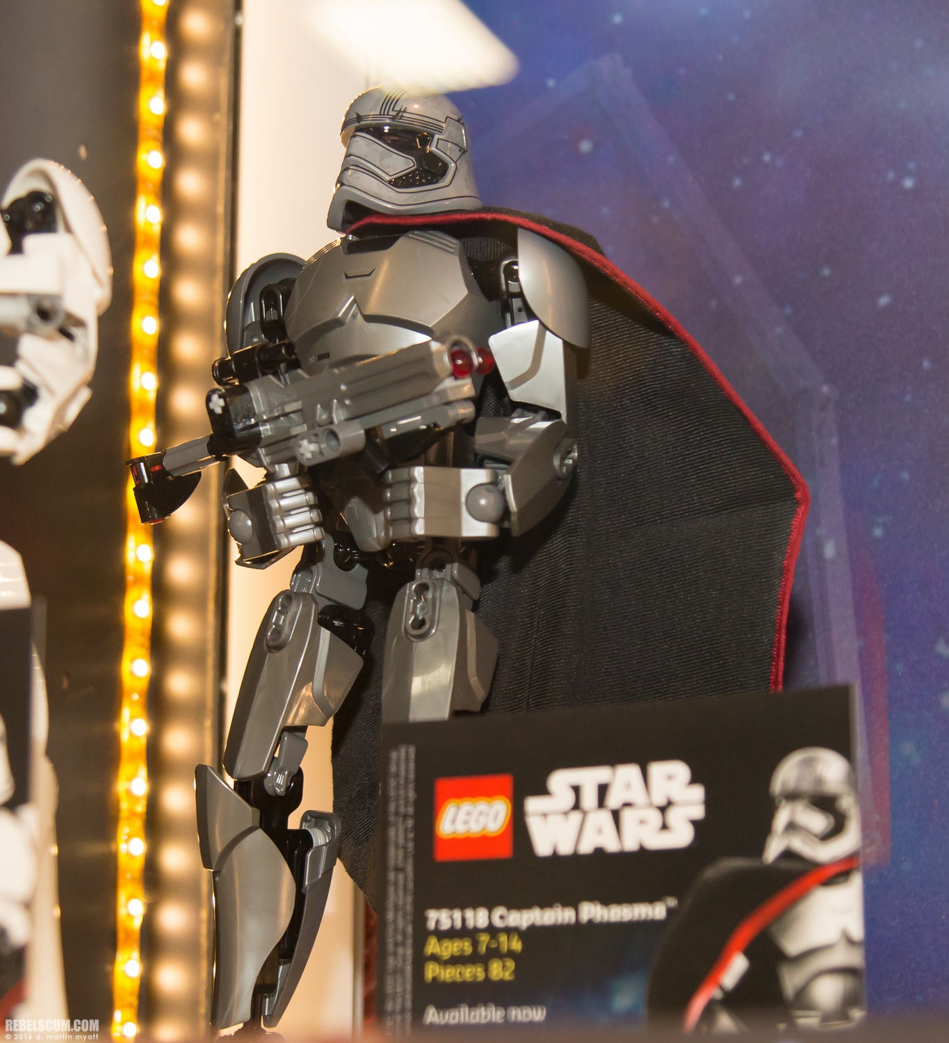 2016-SDCC-LEGO-008.jpg