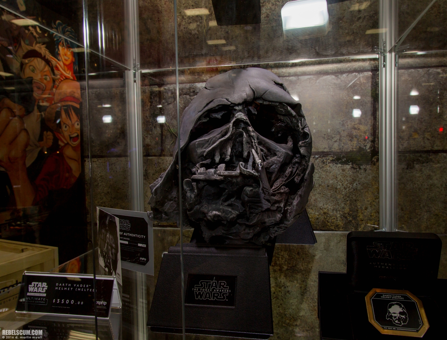 2016-SDCC-Propshop-The-Force-Awakens-Replicas-004.jpg