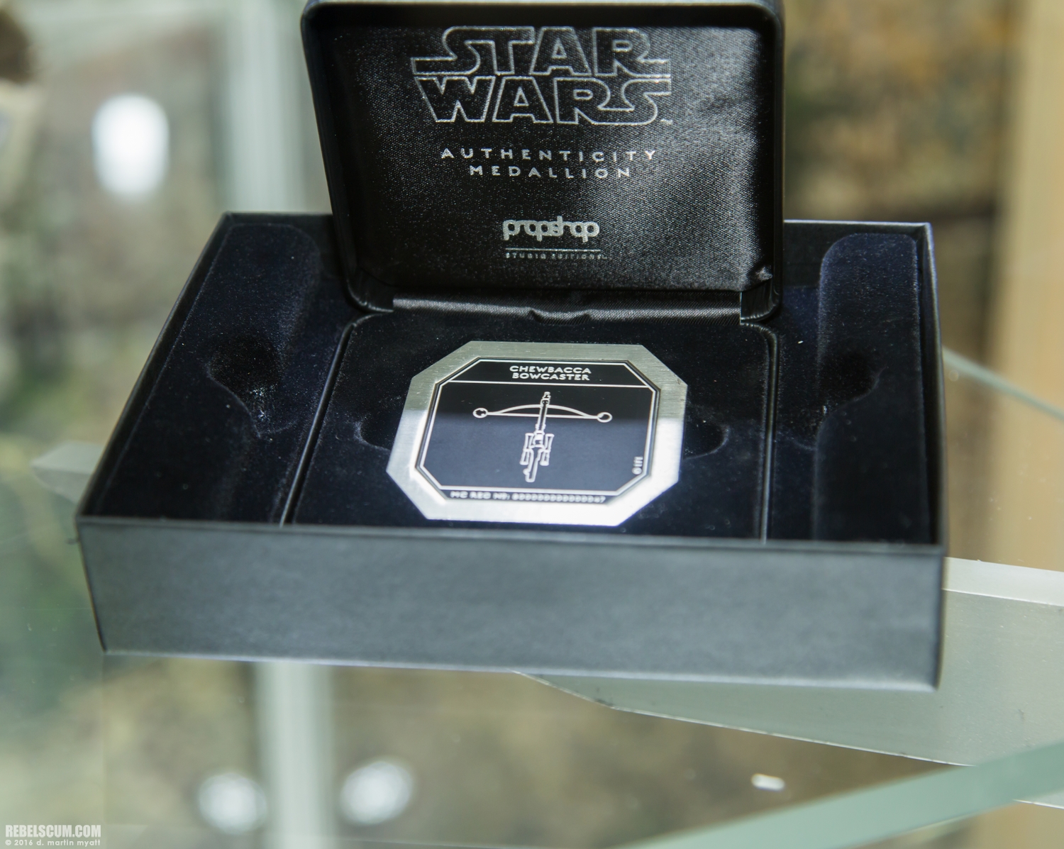 2016-SDCC-Propshop-The-Force-Awakens-Replicas-028.jpg