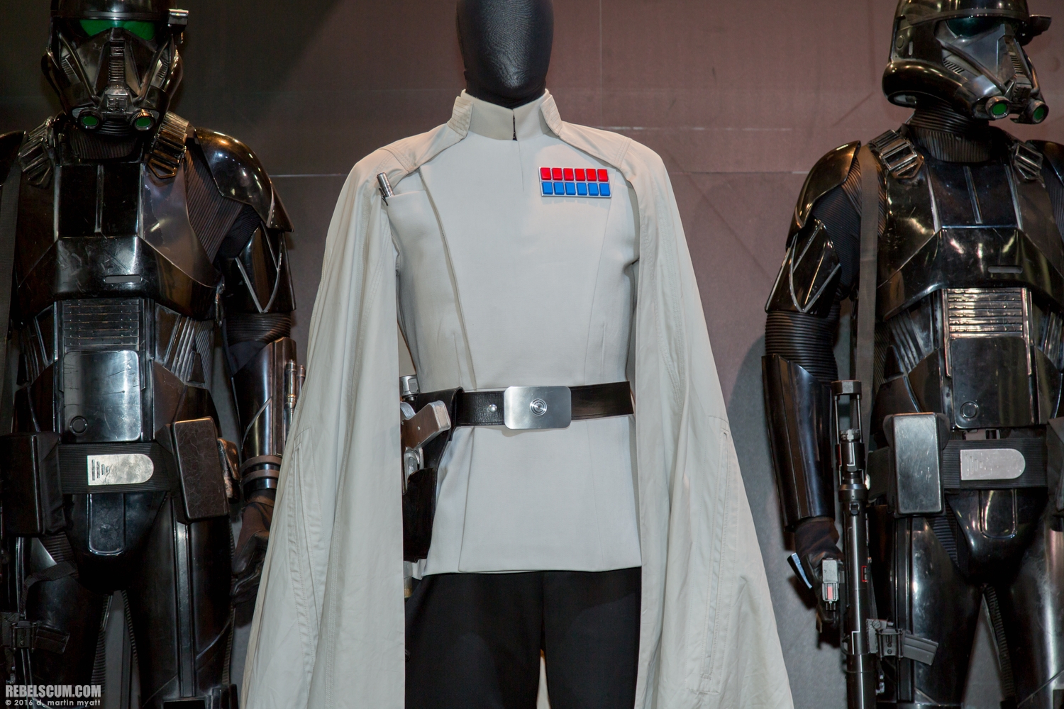 2016-SDCC-Rogue-One-costumes-002.jpg
