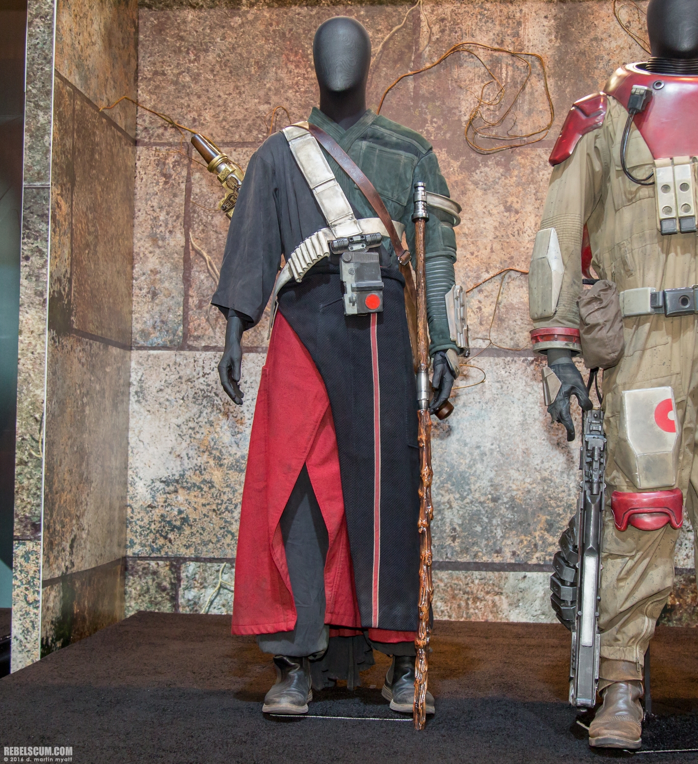 2016-SDCC-Rogue-One-costumes-008.jpg