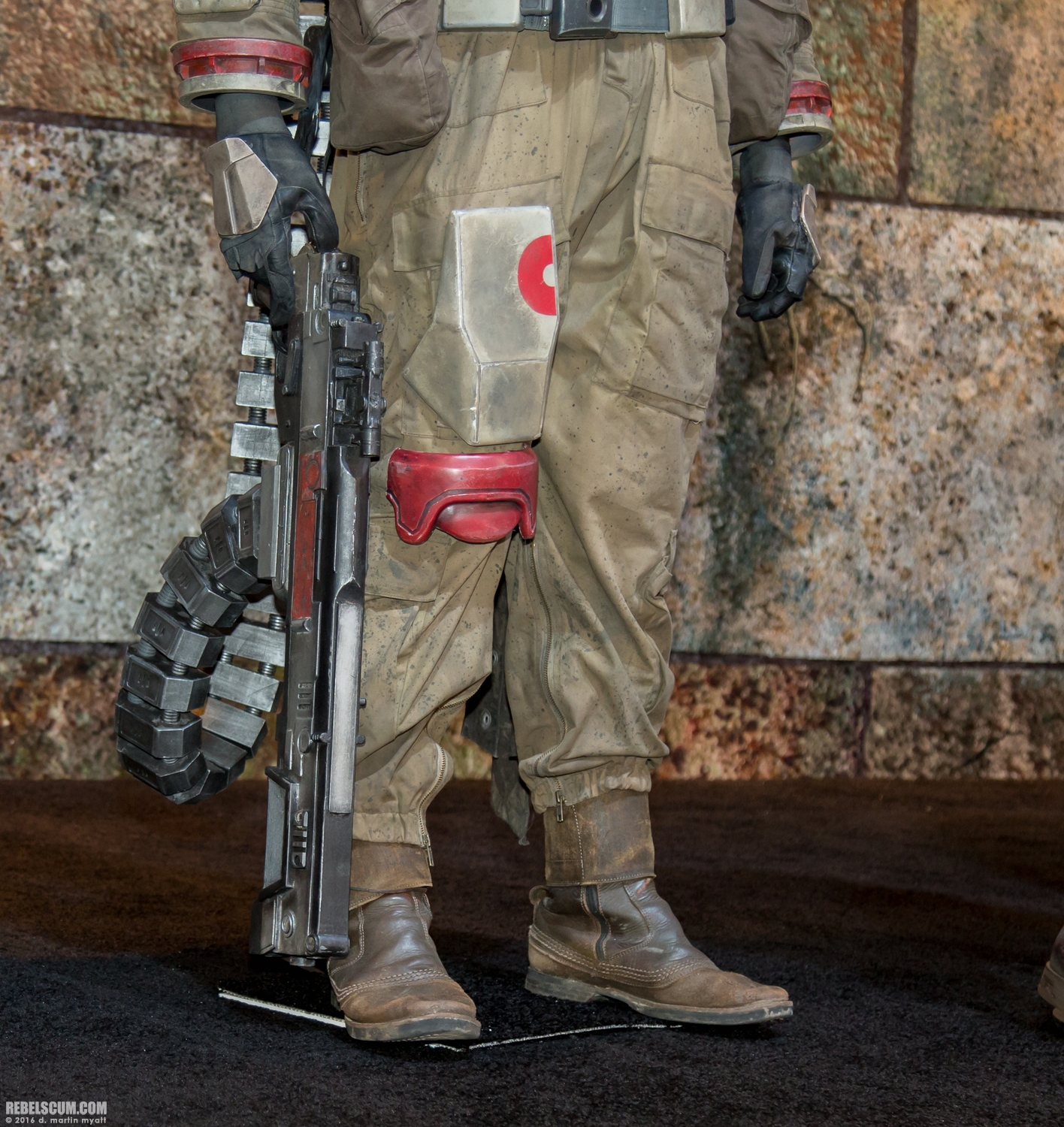 2016-SDCC-Rogue-One-costumes-015.jpg