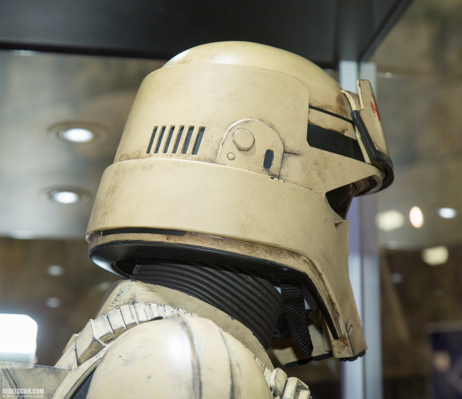 2016-SDCC-Rogue-One-costumes-046.jpg