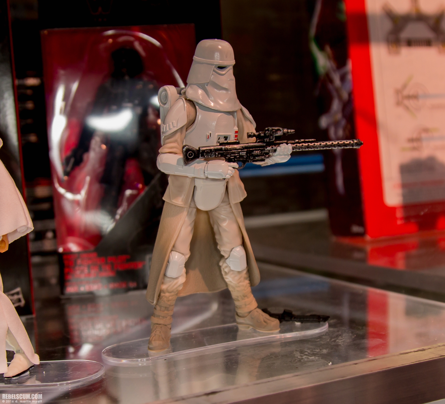 2016-SDCC-Sideshow-Collectibles-Star-Wars-037.jpg