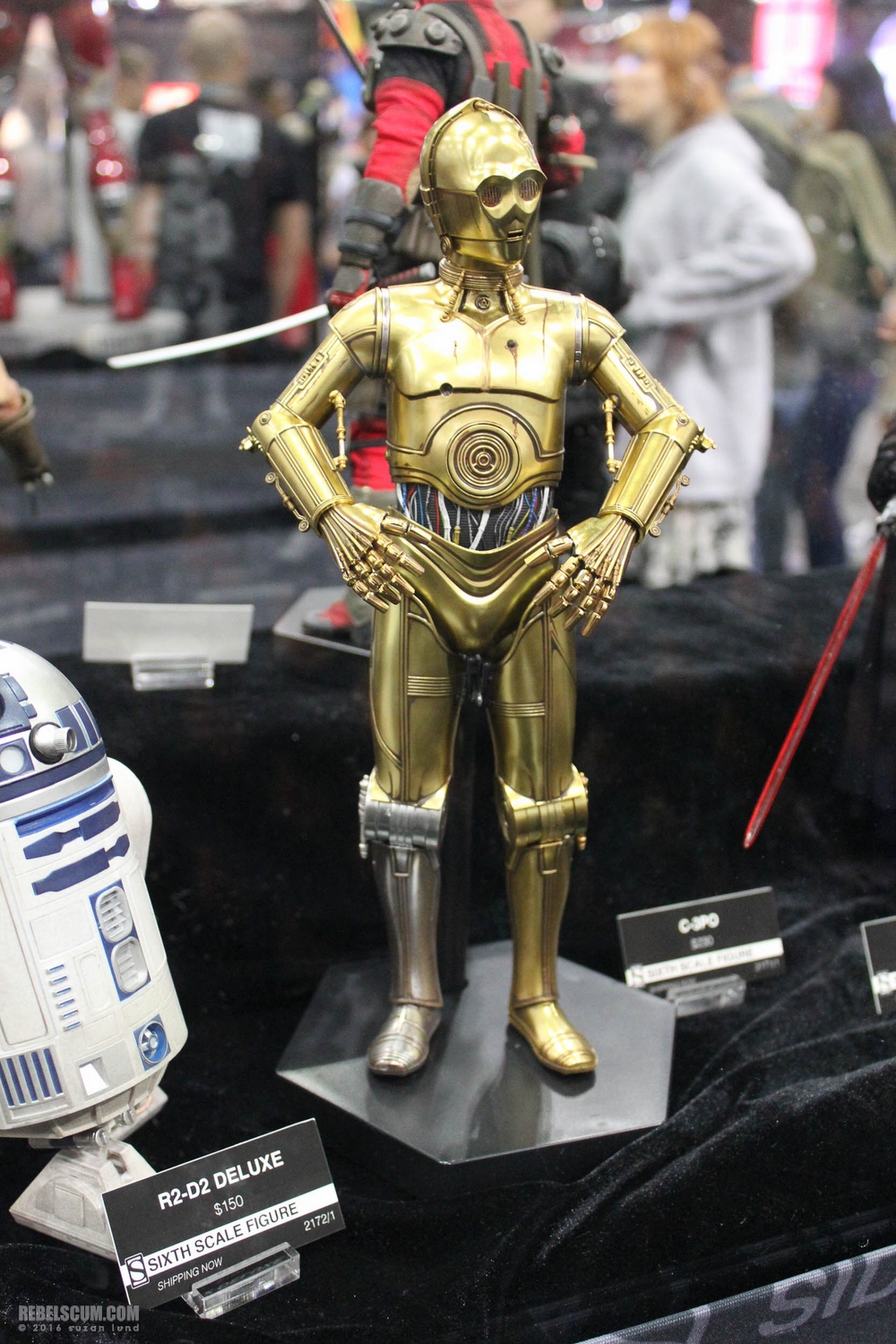 wondercon-2016-sideshow-collectibles-hot-toys-049.jpg