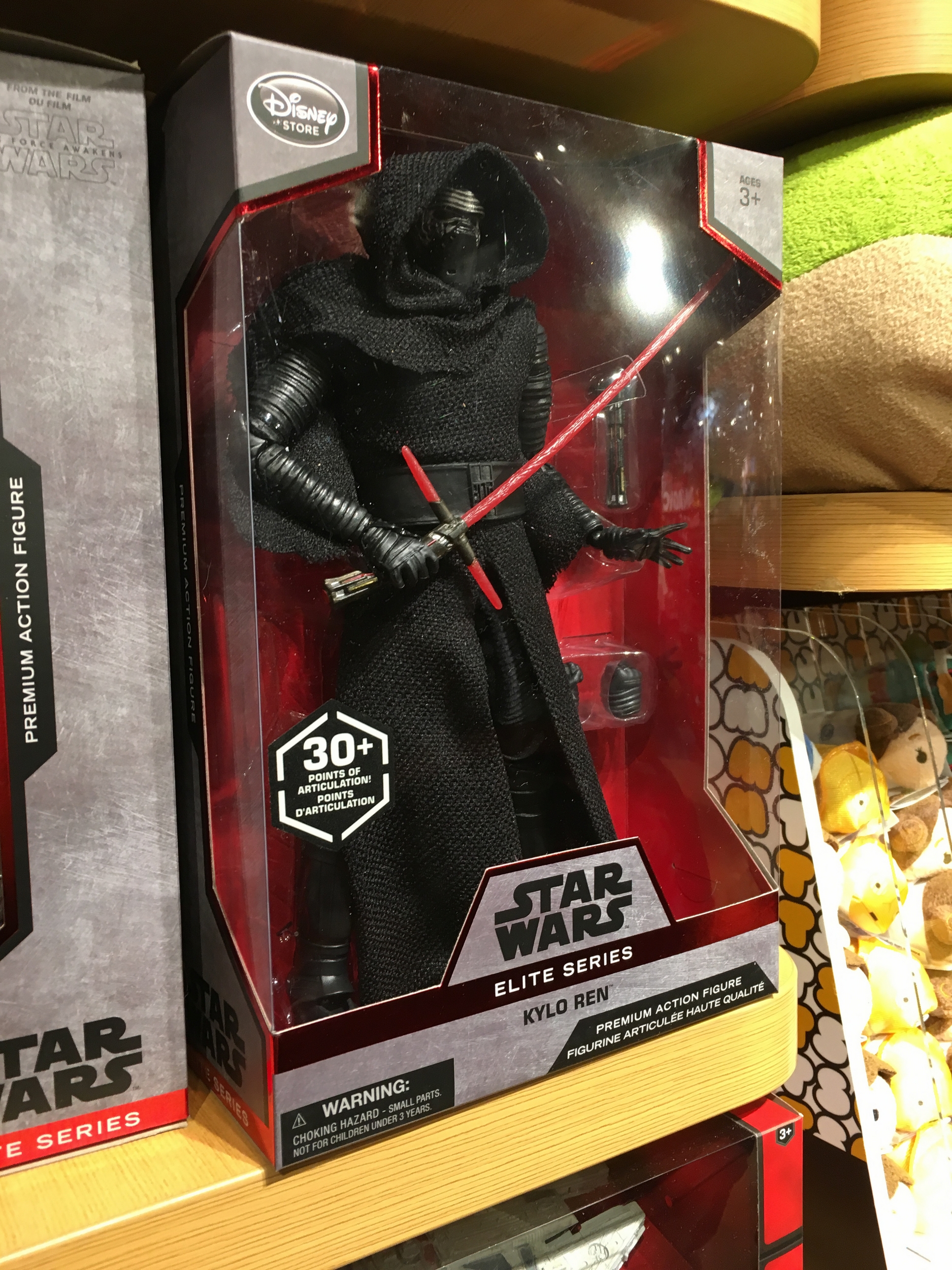 Disney-Stores-Rey-Kylo-Ren-Elite-Series-12-inch-figures-003.jpg