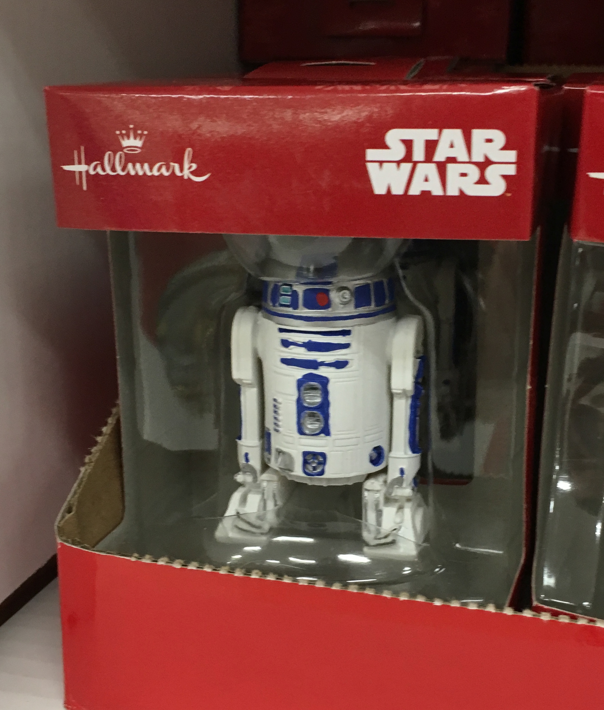 Hallmark-Retail-Star-Wars-Ornaments-2016-008.jpg