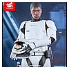 Hot-Toys-MMS367-The-Force-Awakens-Finn-First-Order-Stormtrooper-004.jpg