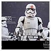 Hot-Toys-MMS367-The-Force-Awakens-Finn-First-Order-Stormtrooper-011.jpg
