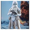 Hot-Toys-VGM24-Battlefront-Snowtrooper-006.jpg