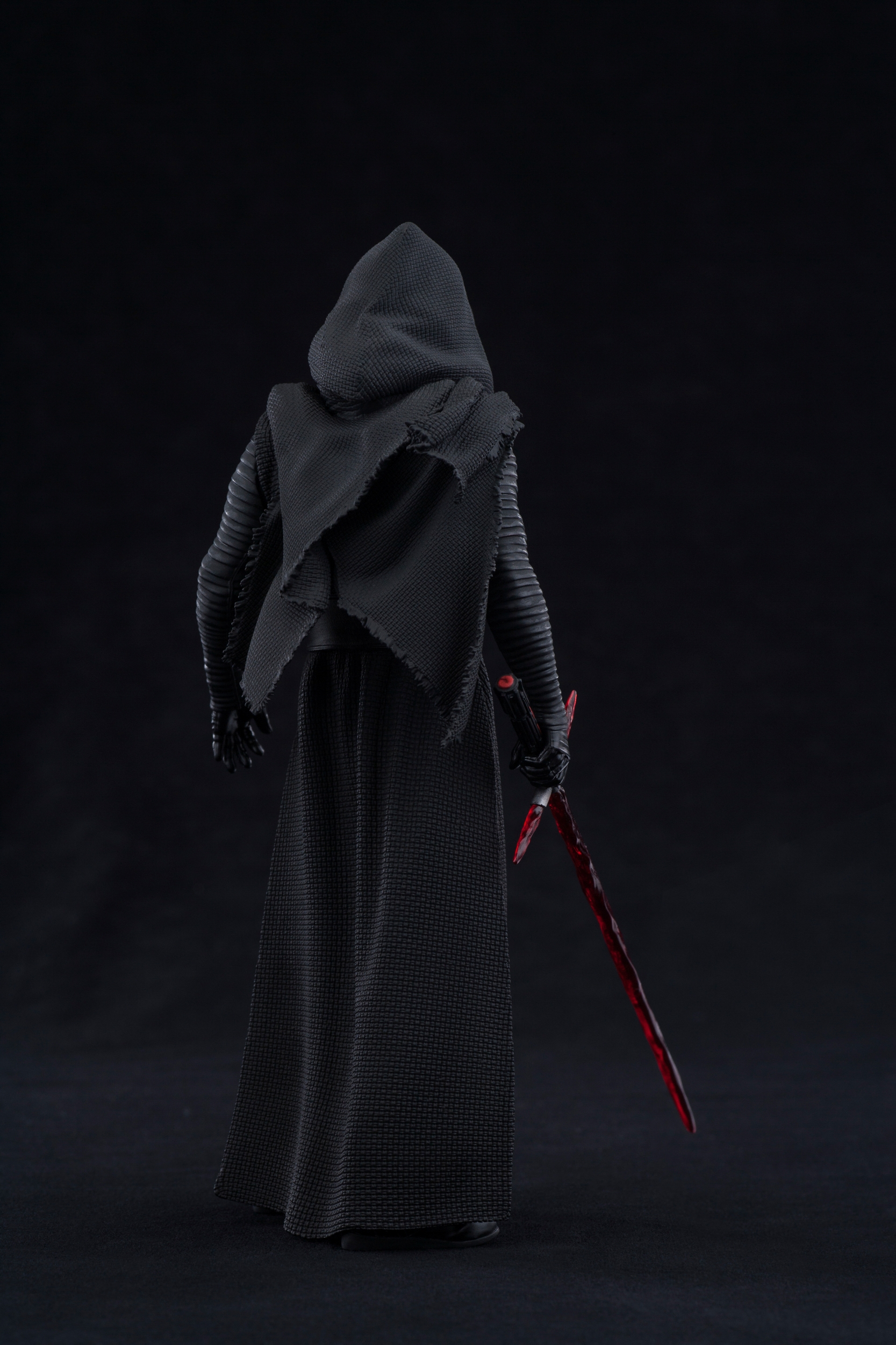 Kotobukiya-The-Force-Awakens-Kylo-Ren-ARTFX-Statue-027.jpg