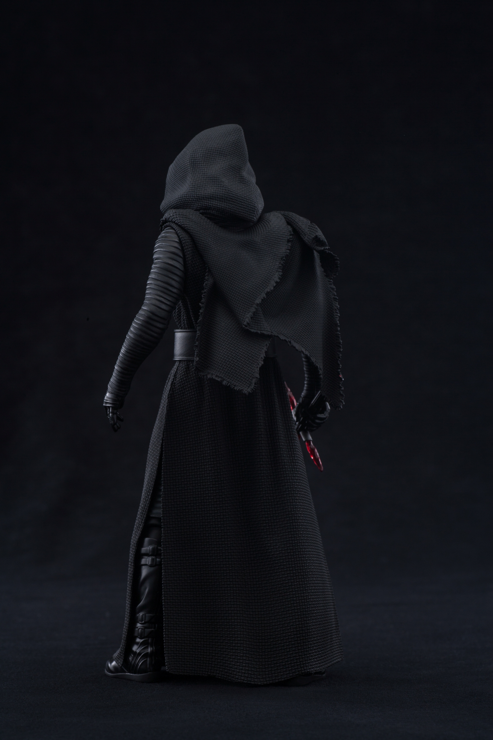 Kotobukiya-The-Force-Awakens-Kylo-Ren-ARTFX-Statue-028.jpg