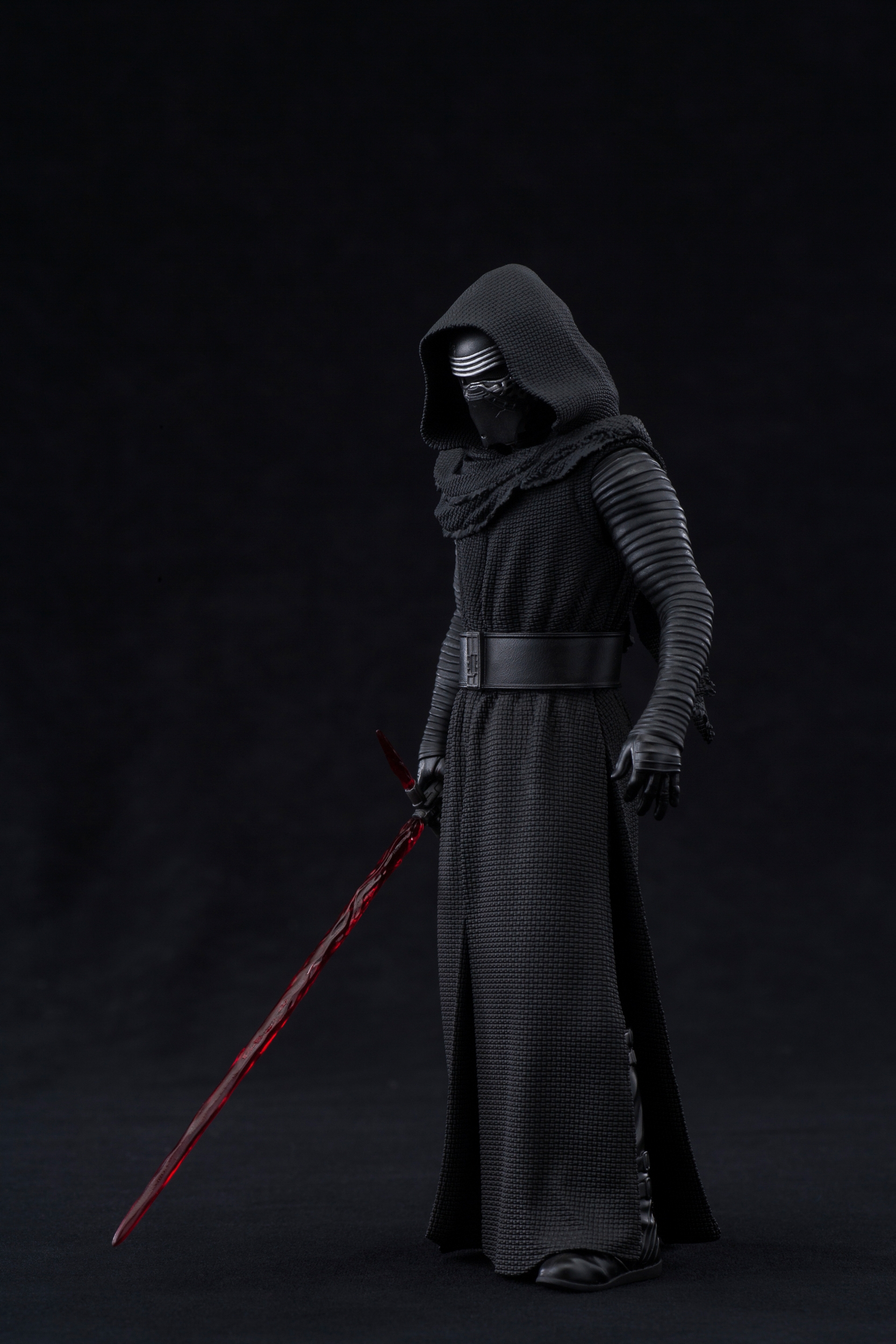 Kotobukiya-The-Force-Awakens-Kylo-Ren-ARTFX-Statue-030.jpg