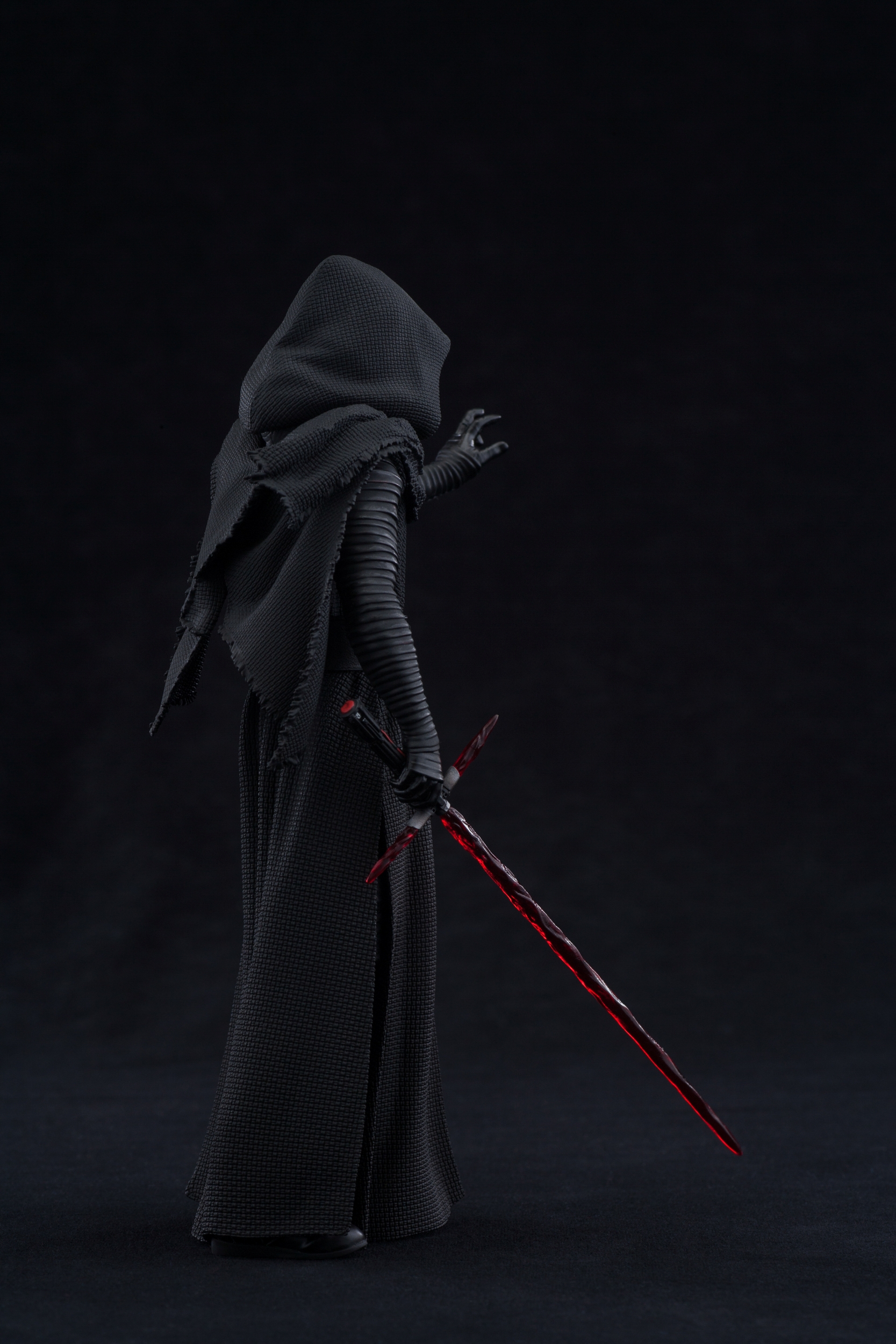 Kotobukiya-The-Force-Awakens-Kylo-Ren-ARTFX-Statue-035.jpg