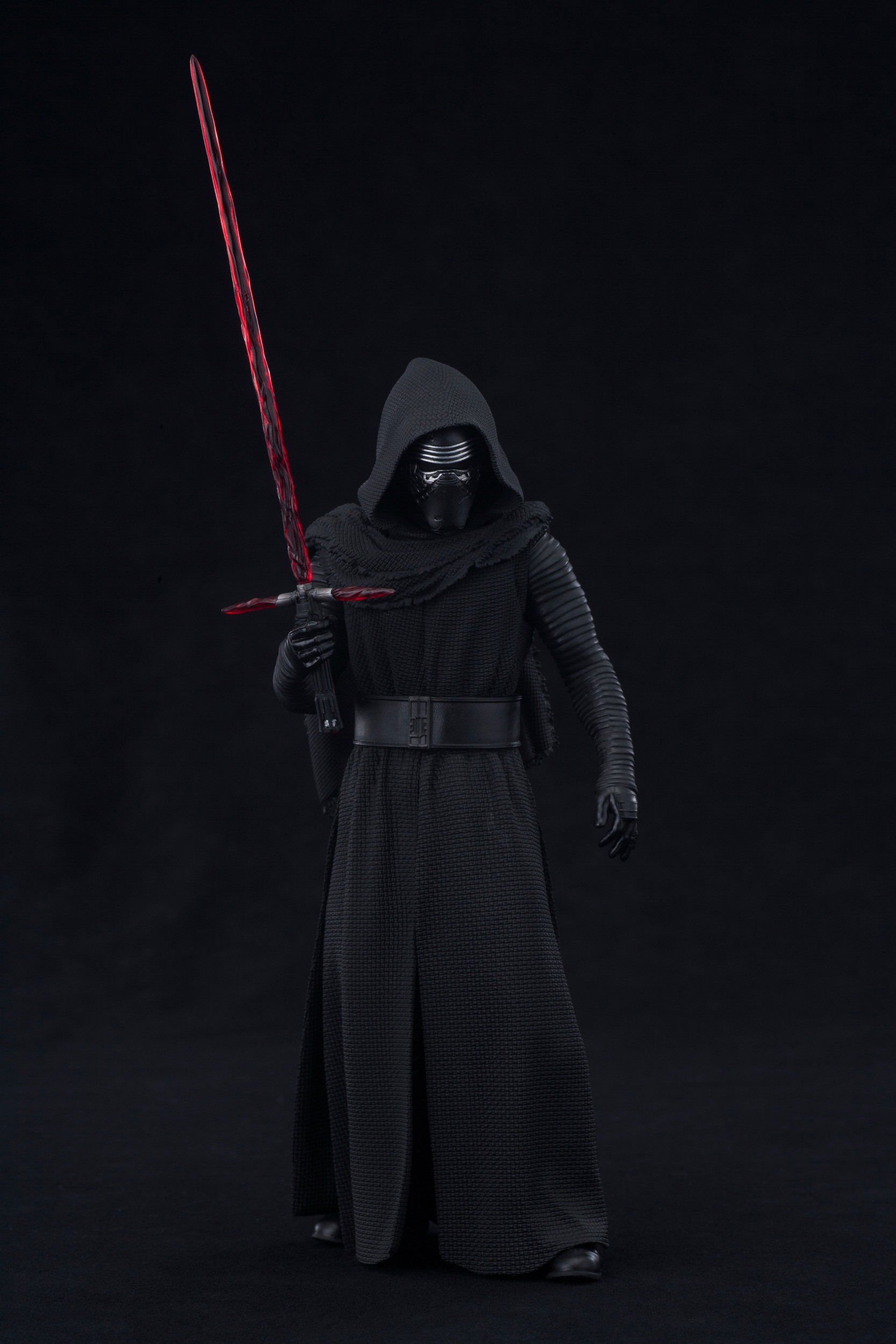 Kotobukiya-The-Force-Awakens-Kylo-Ren-ARTFX-Statue-045.jpg