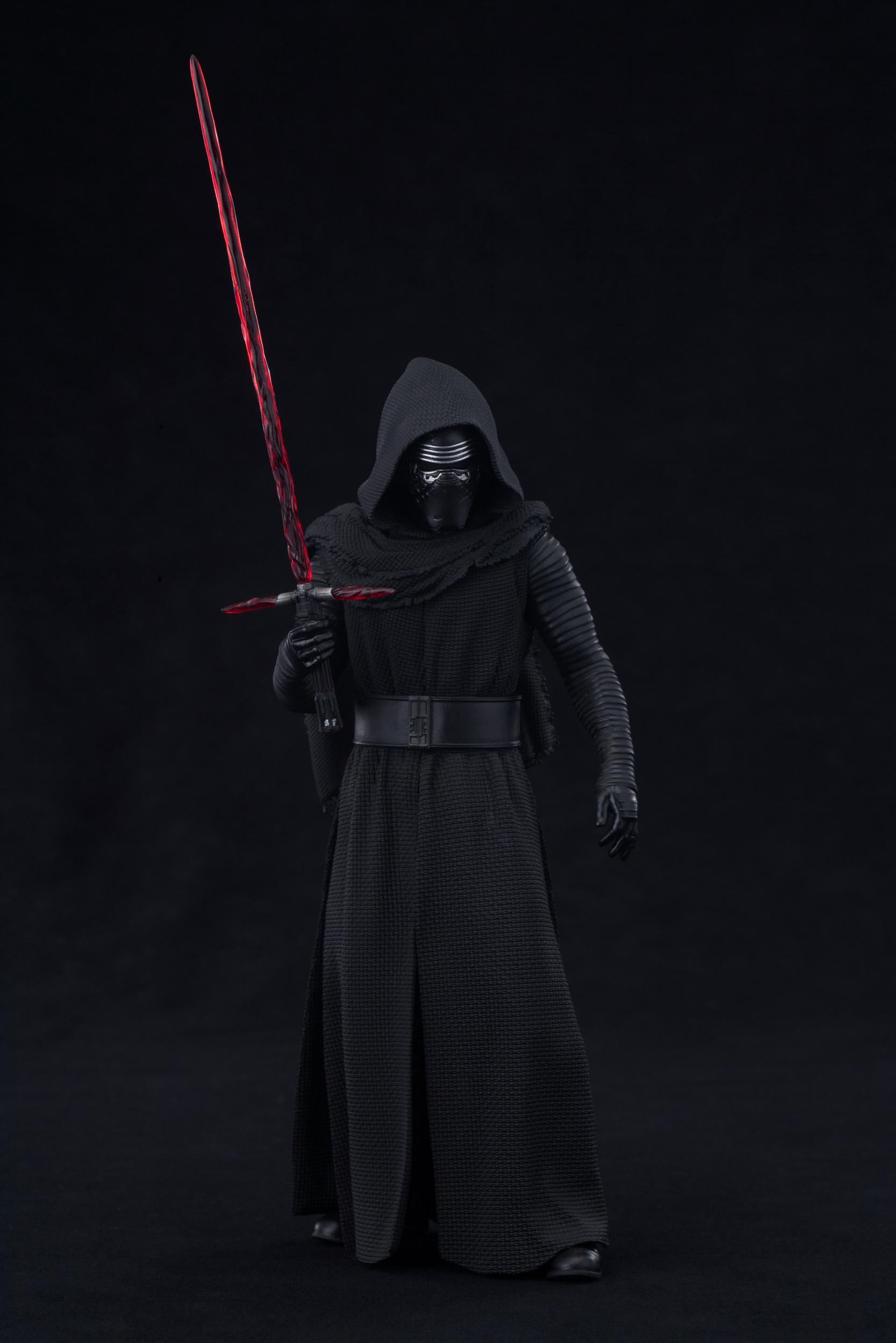 Kotobukiya-The-Force-Awakens-Kylo-Ren-ARTFX-Statue-045.jpg