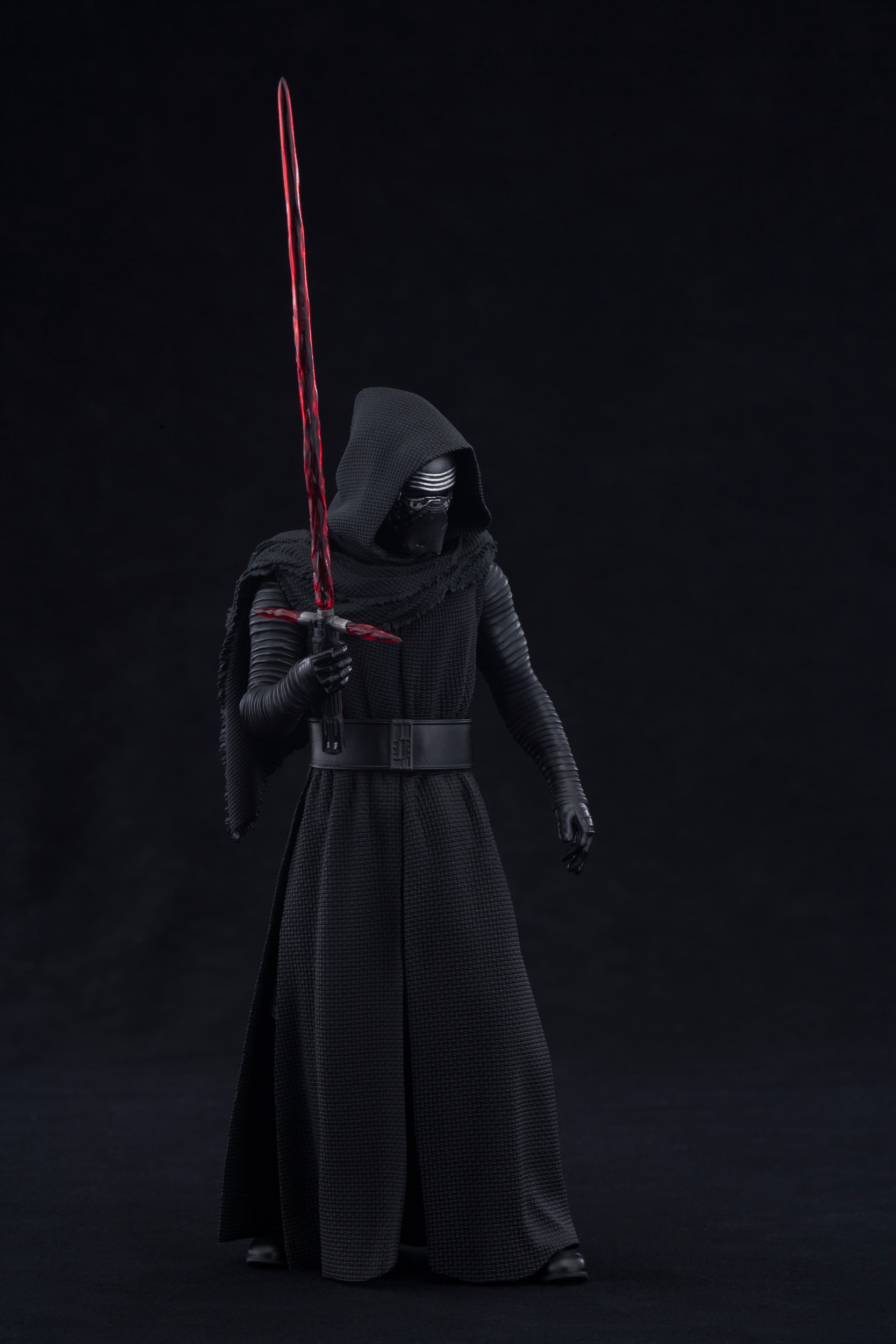 Kotobukiya-The-Force-Awakens-Kylo-Ren-ARTFX-Statue-046.jpg