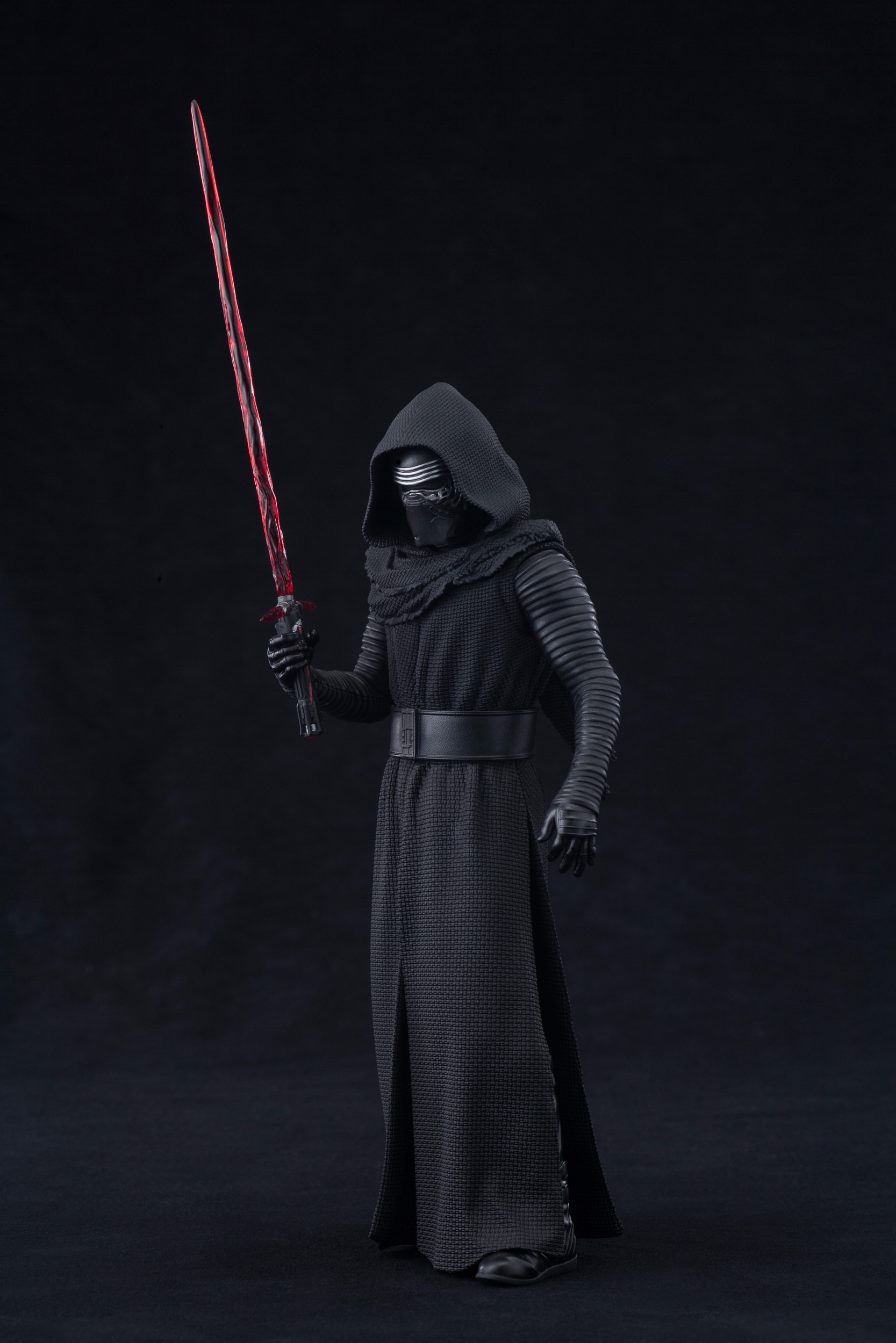 Kotobukiya-The-Force-Awakens-Kylo-Ren-ARTFX-Statue-051.jpg