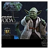 Yoda-MMS369-The-Empire-Strikes-Back-Hot-Toys-008.jpg