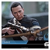 hot-toys-rogue-one-chirrut-imwe-collectible-figure-112916-013.jpg