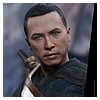 hot-toys-rogue-one-chirrut-imwe-collectible-figure-112916-015.jpg